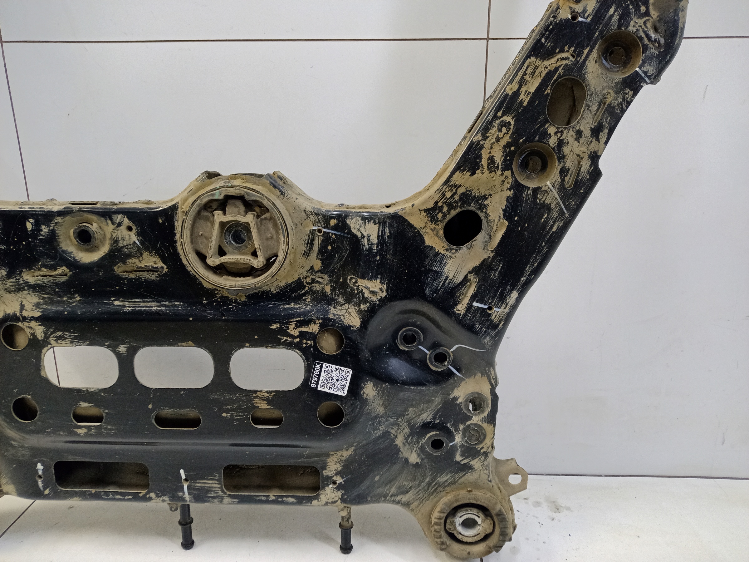 Подрамник передний GAC GS8 2