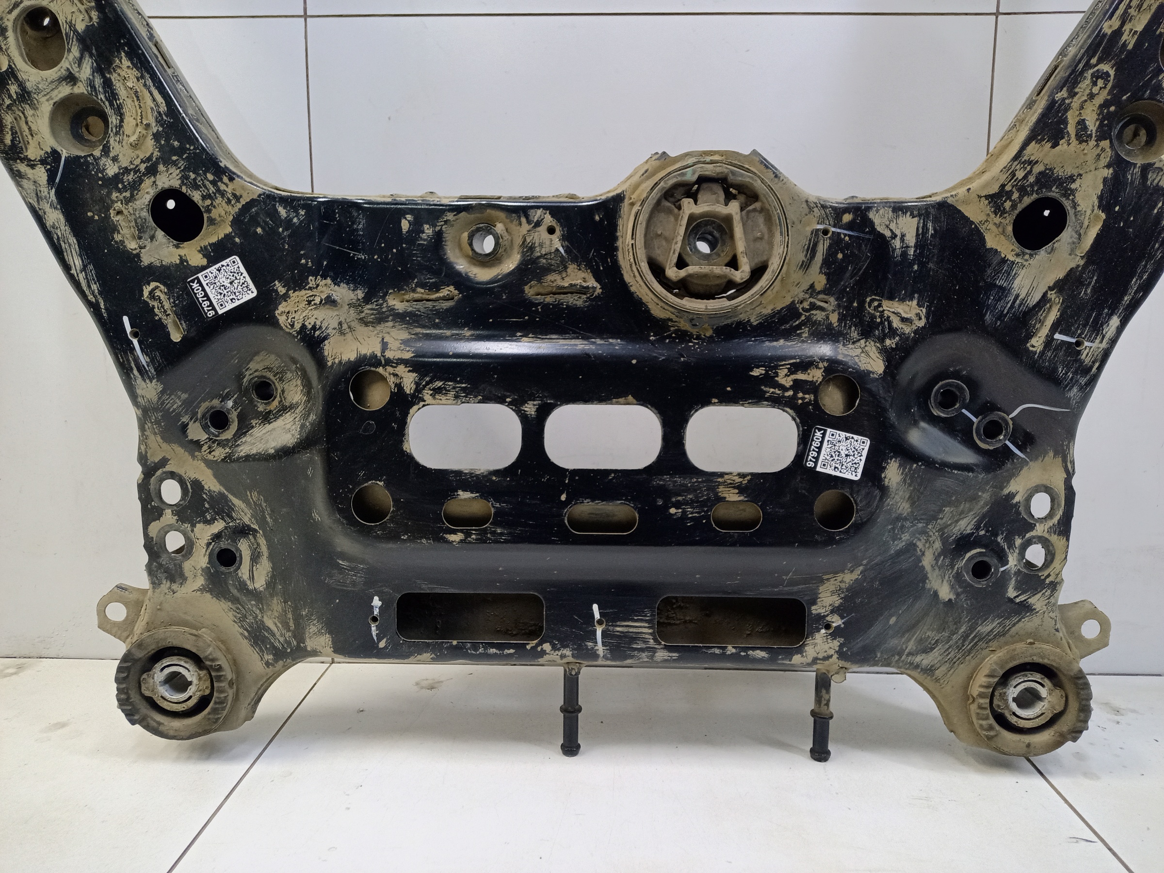 Подрамник передний GAC GS8 2