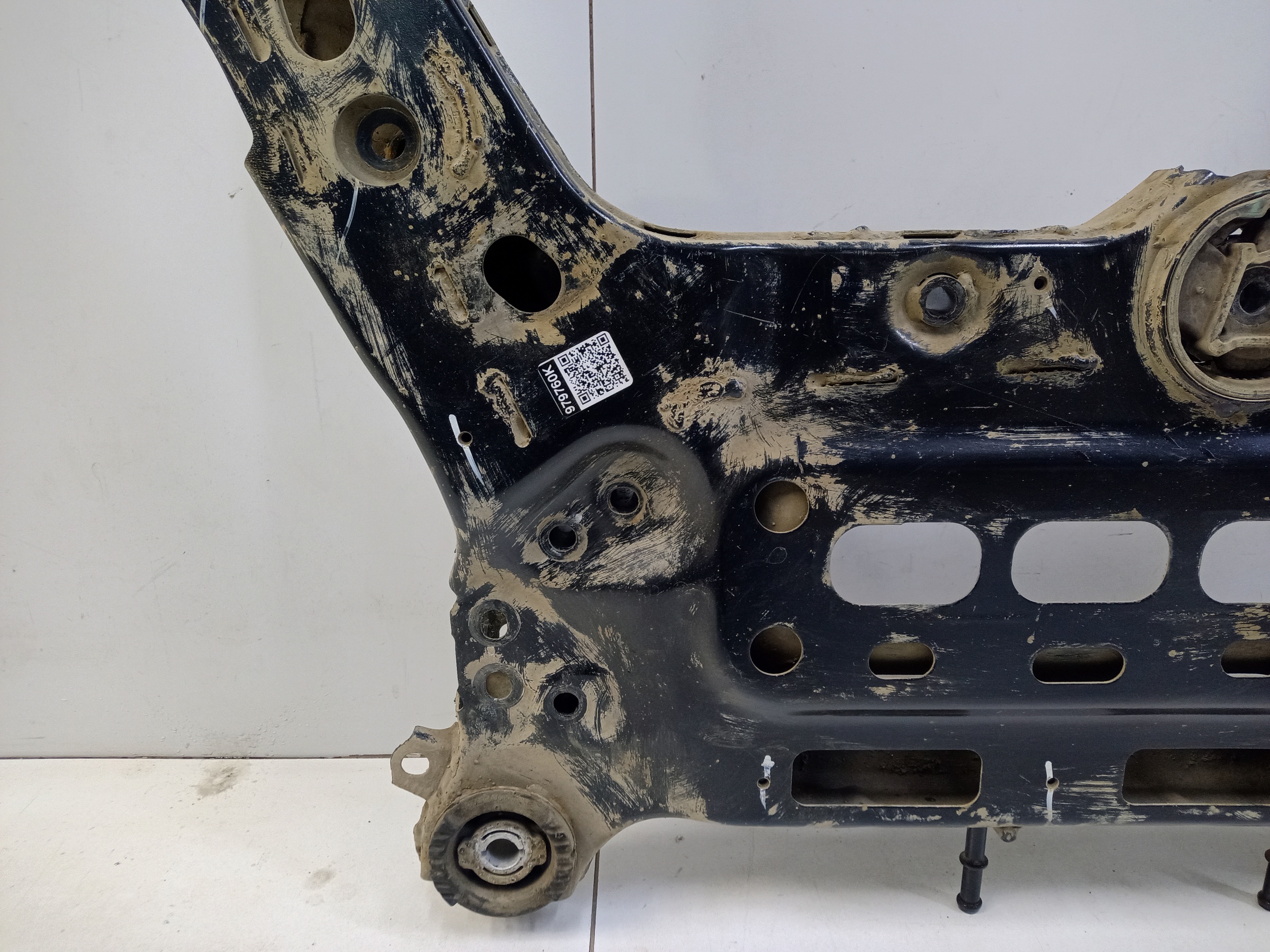 Подрамник передний GAC GS8 2