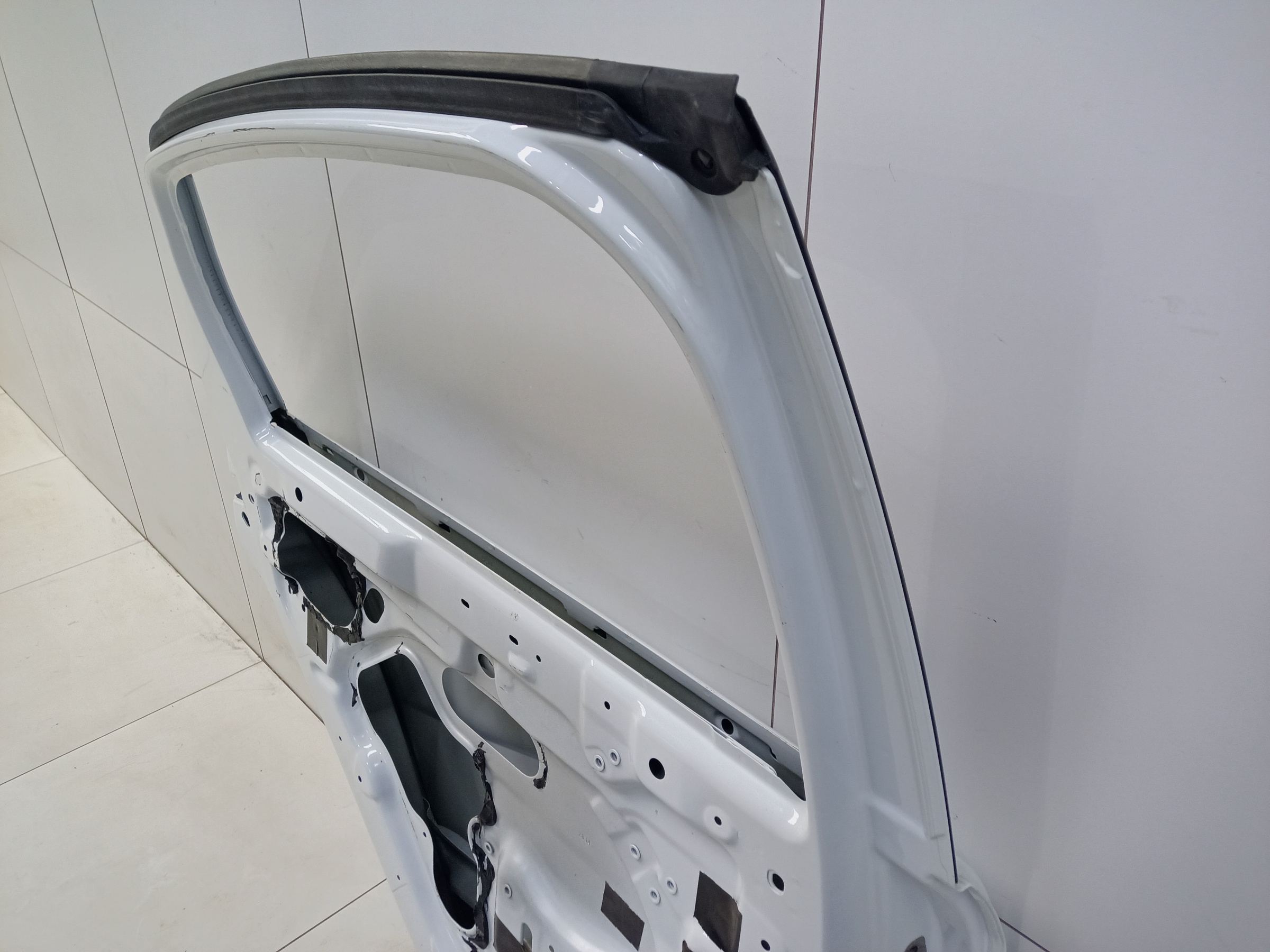 Дверь задняя левая Lada Vesta Sedan