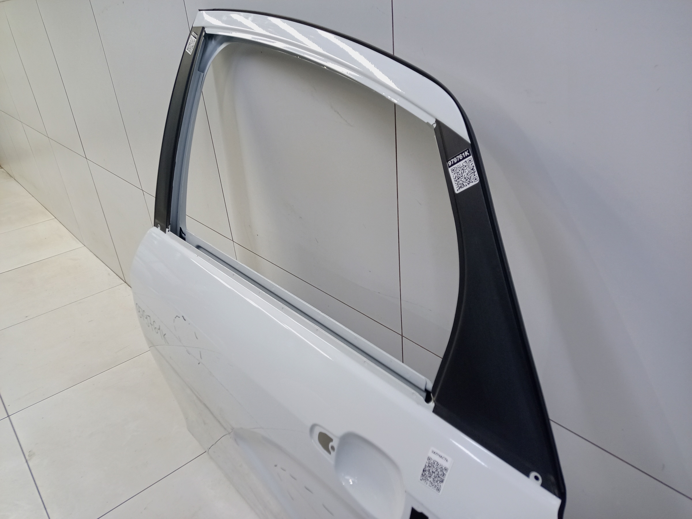 Дверь задняя левая Lada Vesta Sedan