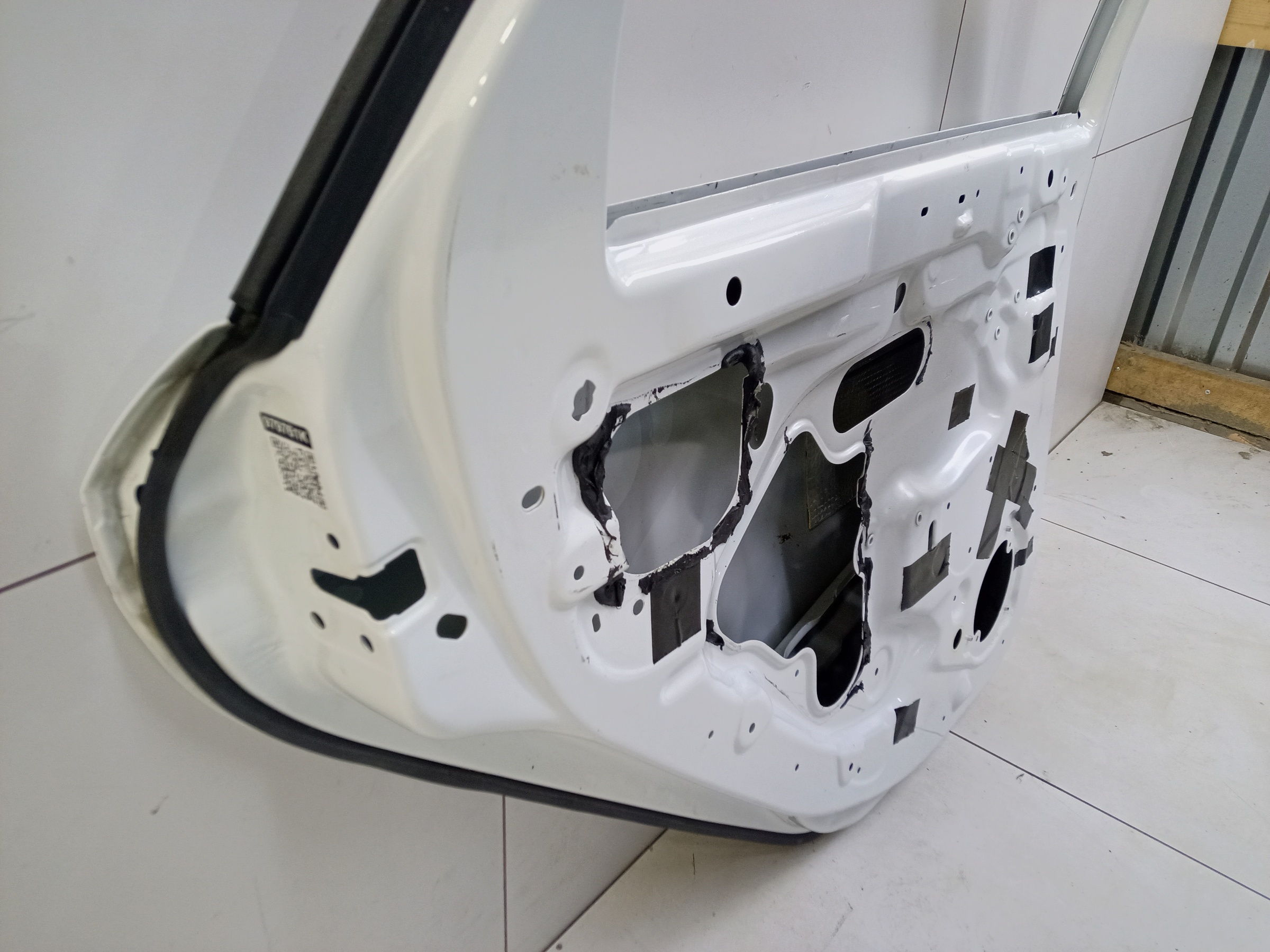 Дверь задняя левая Lada Vesta Sedan