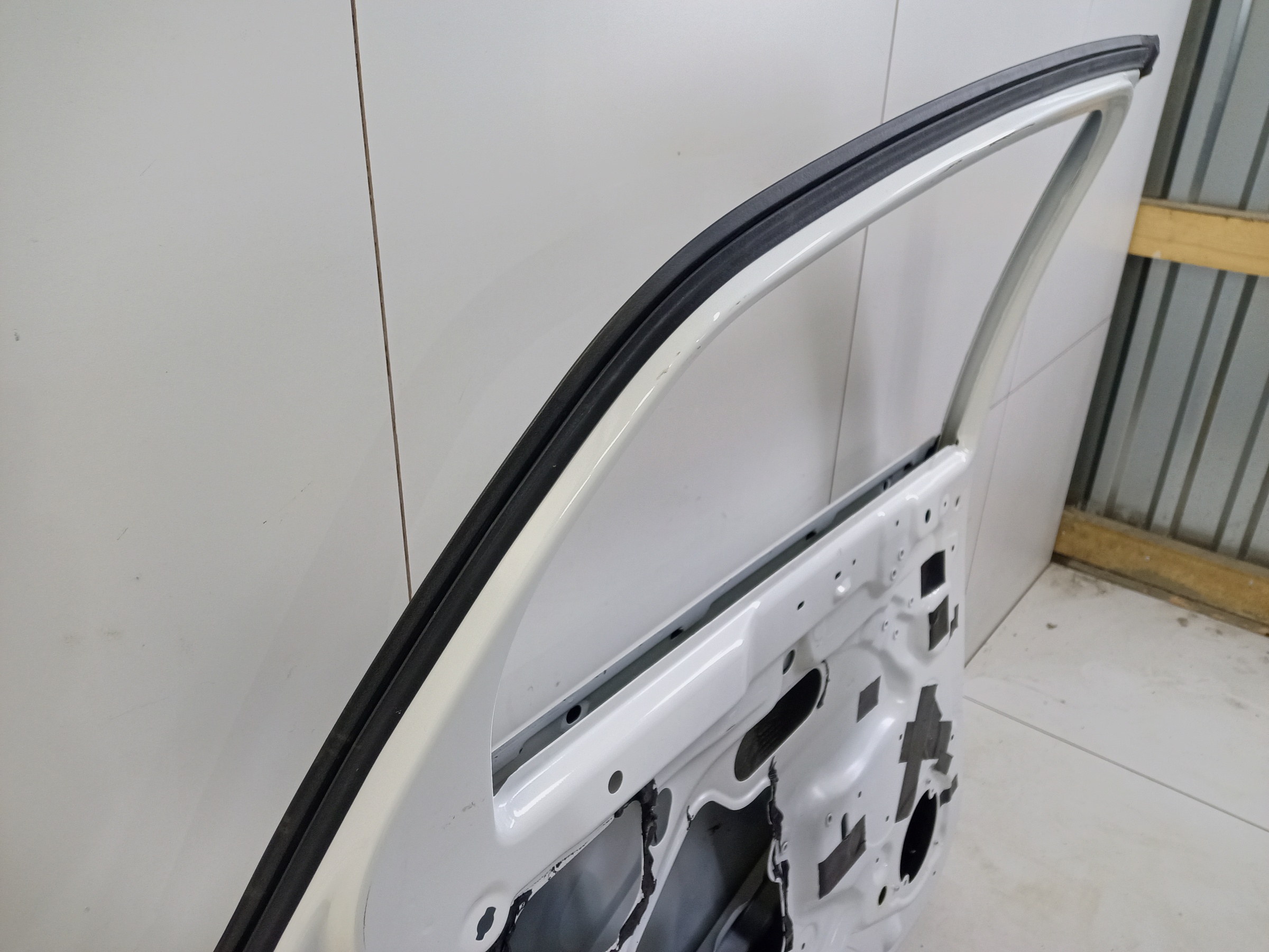 Дверь задняя левая Lada Vesta Sedan