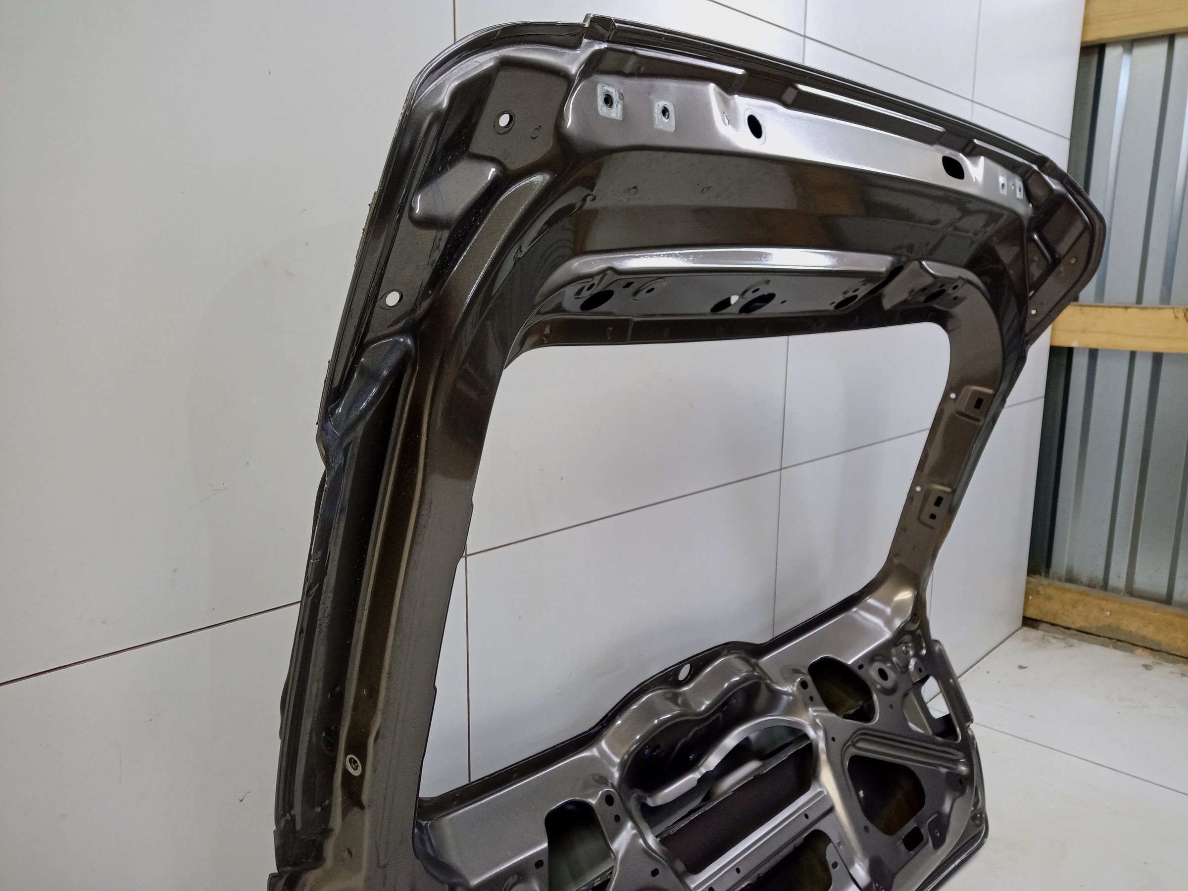 Крышка багажника Lada Vesta Wagon Restail