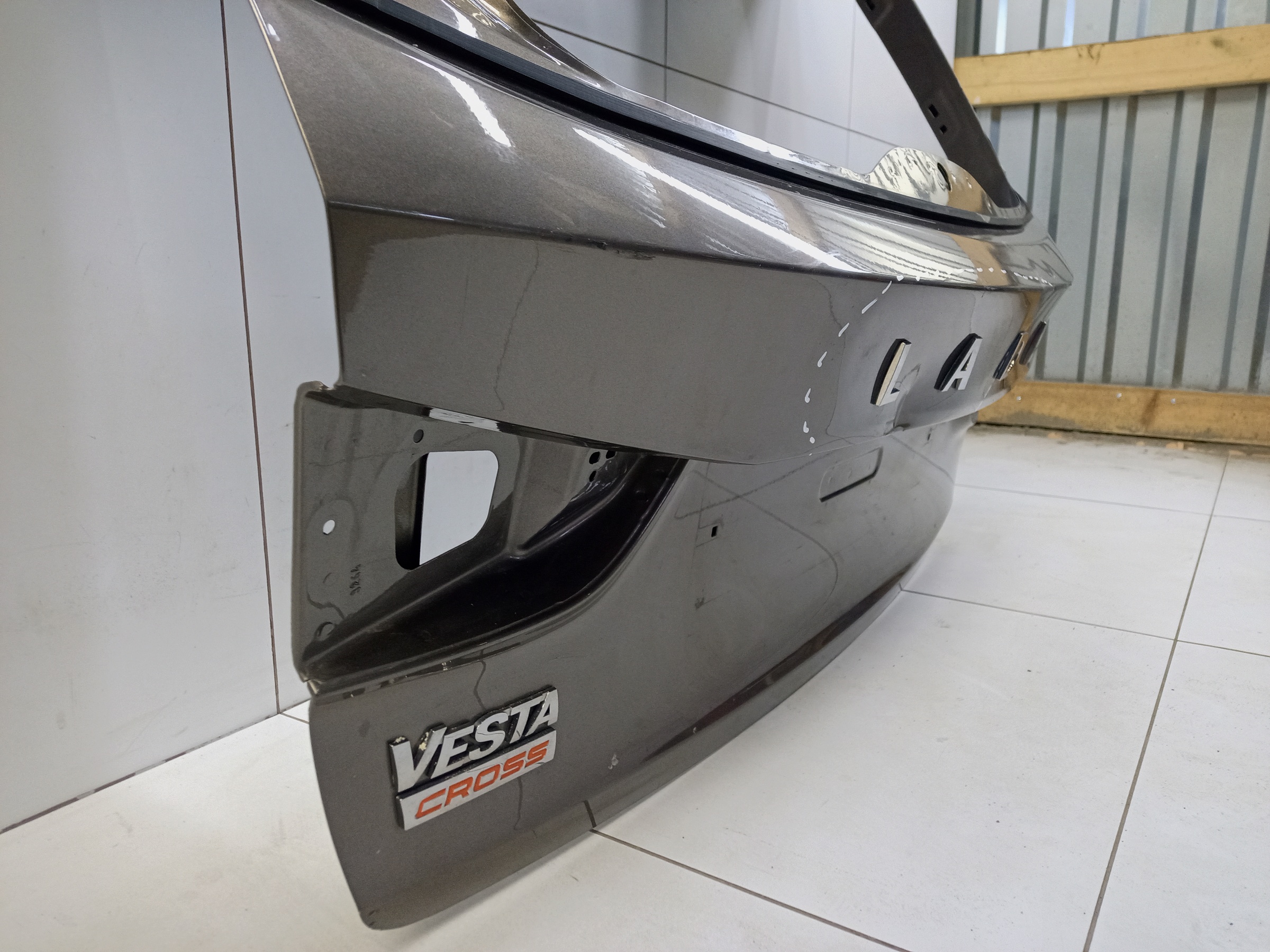 Крышка багажника Lada Vesta Wagon Restail