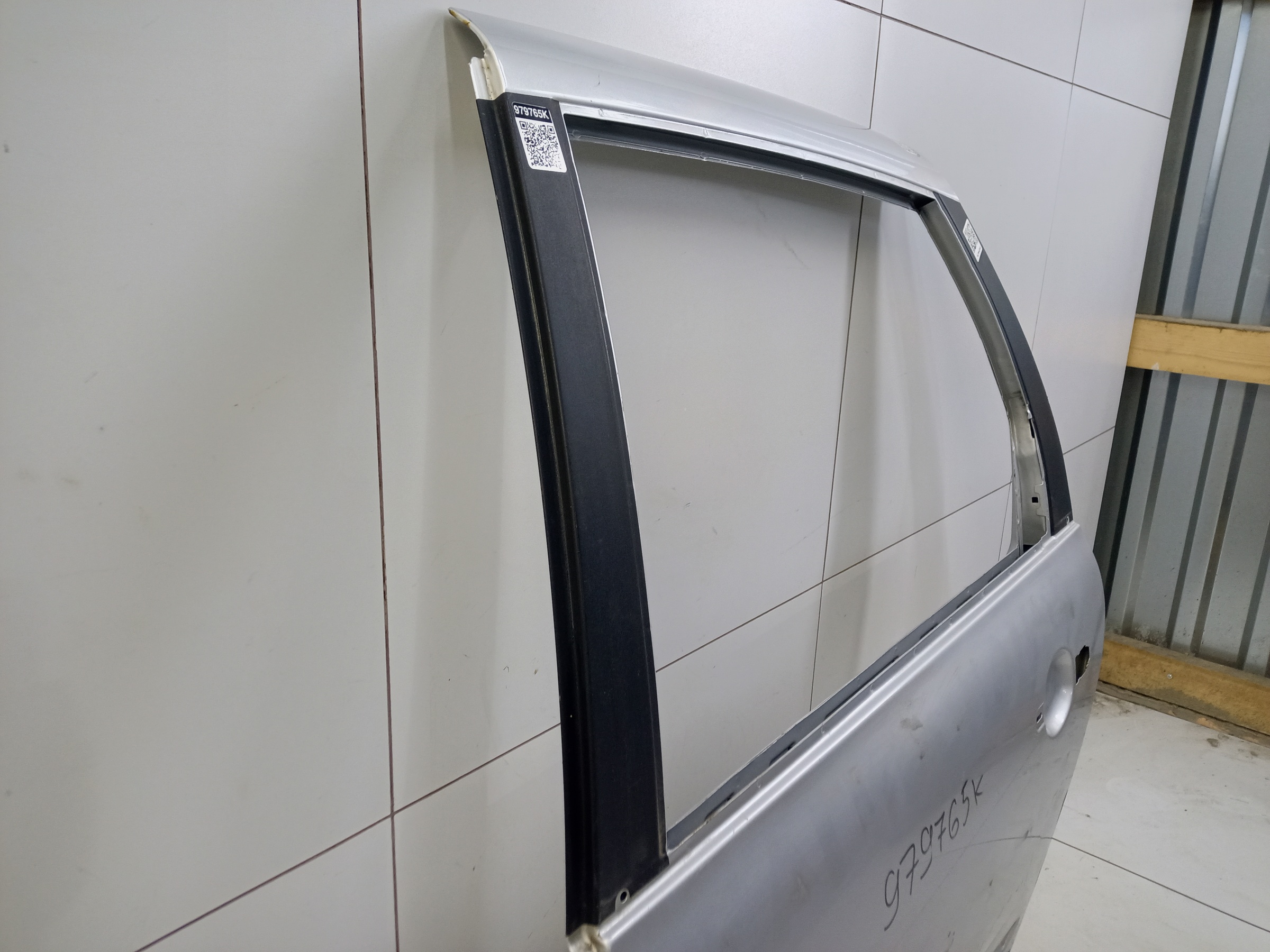 Дверь задняя левая Lada Granta Sedan