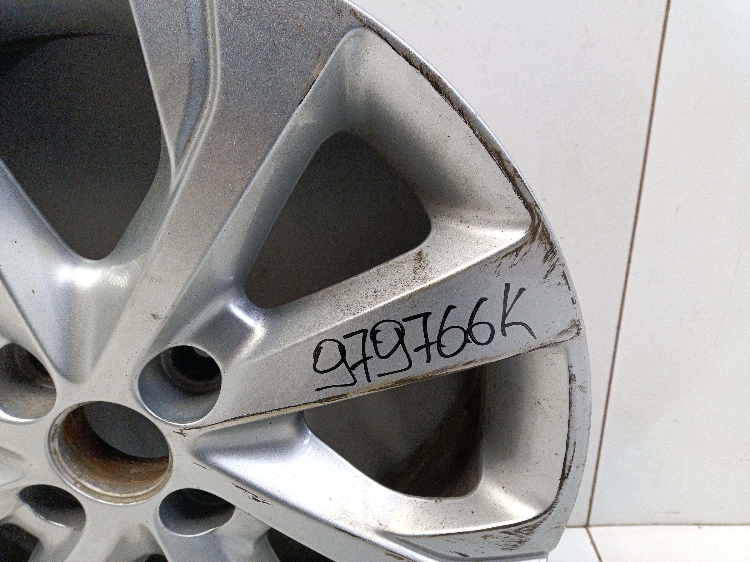 Диск колеса литой Lada Vesta 1 Restail R16