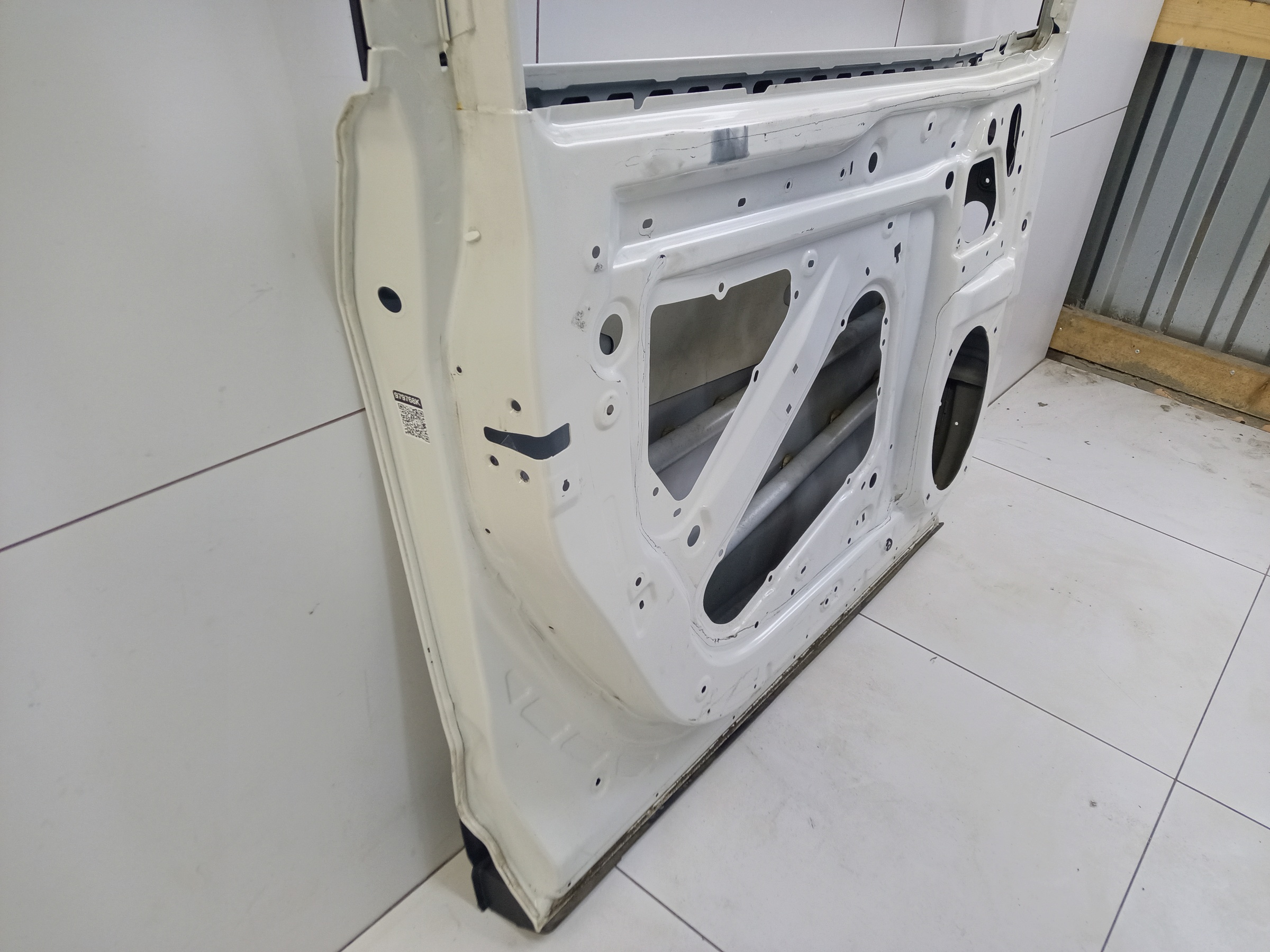 Дверь передняя левая Subaru Forester 5 SK