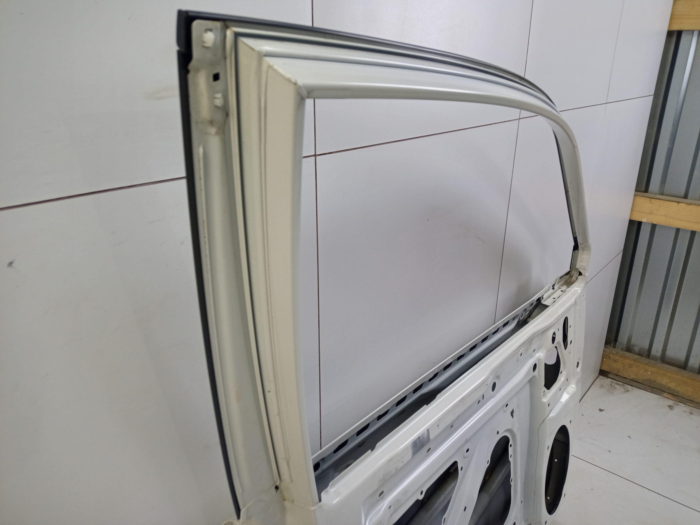 Дверь передняя левая Subaru Forester 5 SK