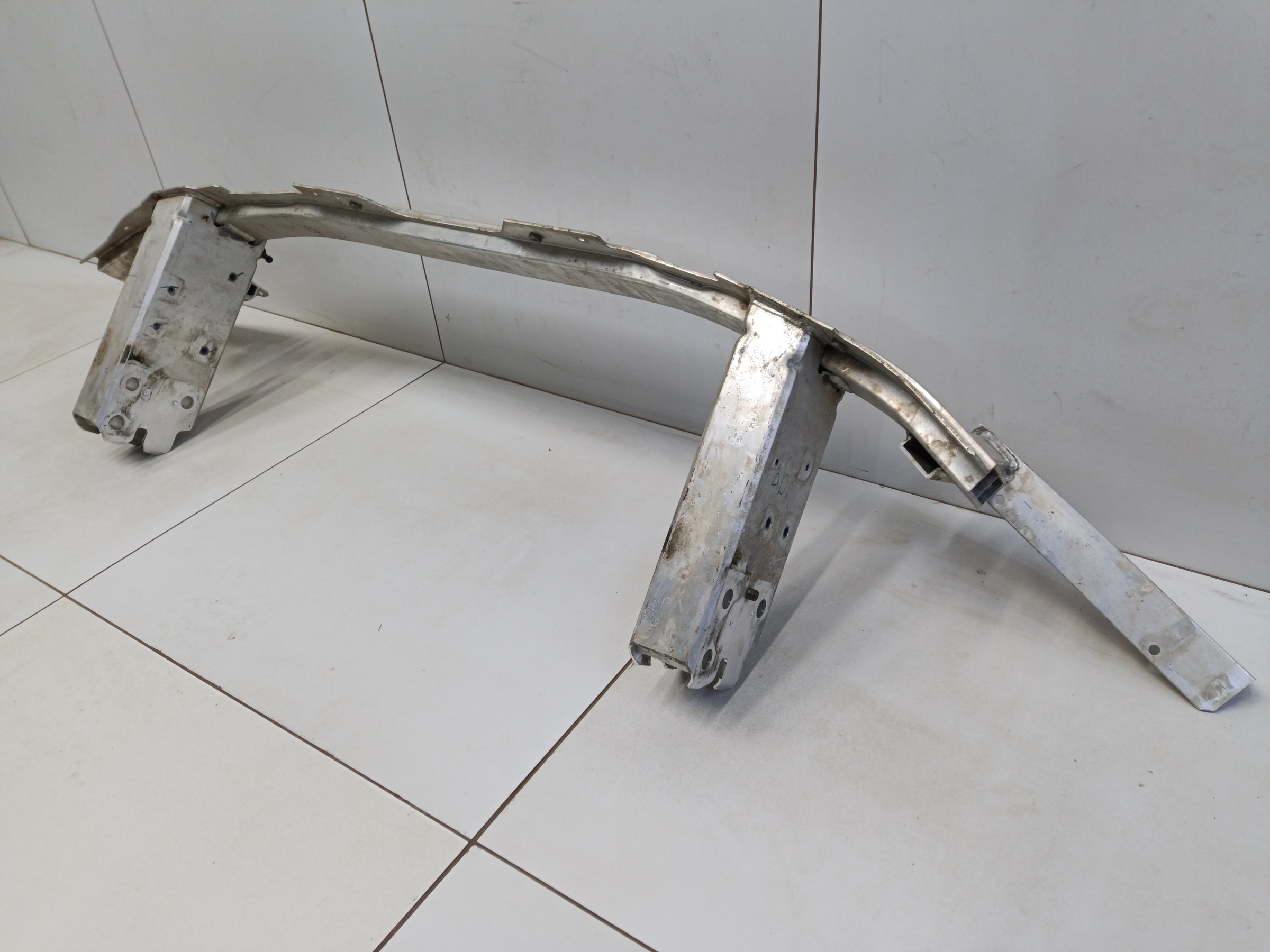 Усилитель переднего бампера BMW X5 G05