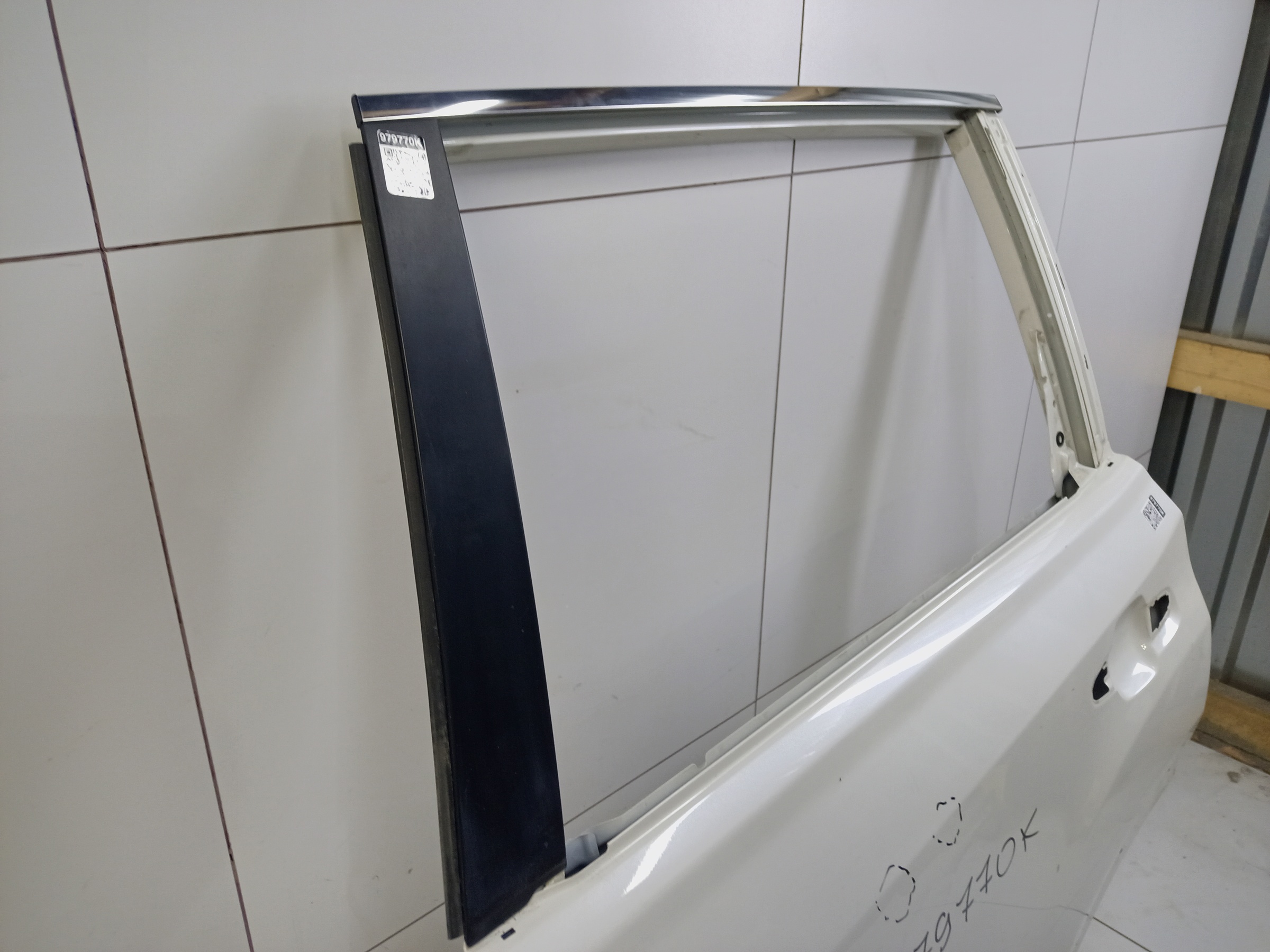 Дверь задняя левая Subaru Forester 5 SK