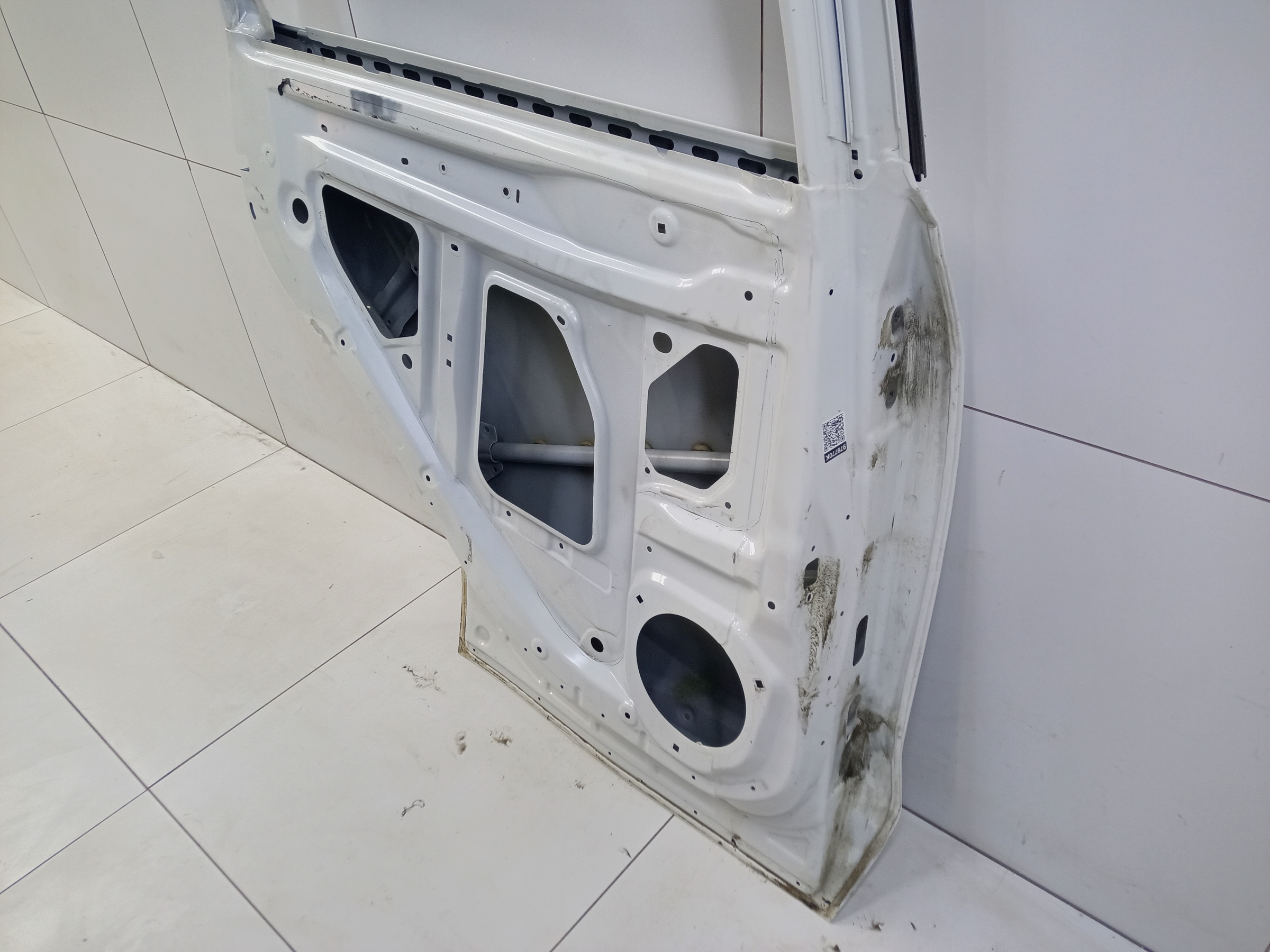 Дверь задняя левая Subaru Forester 5 SK