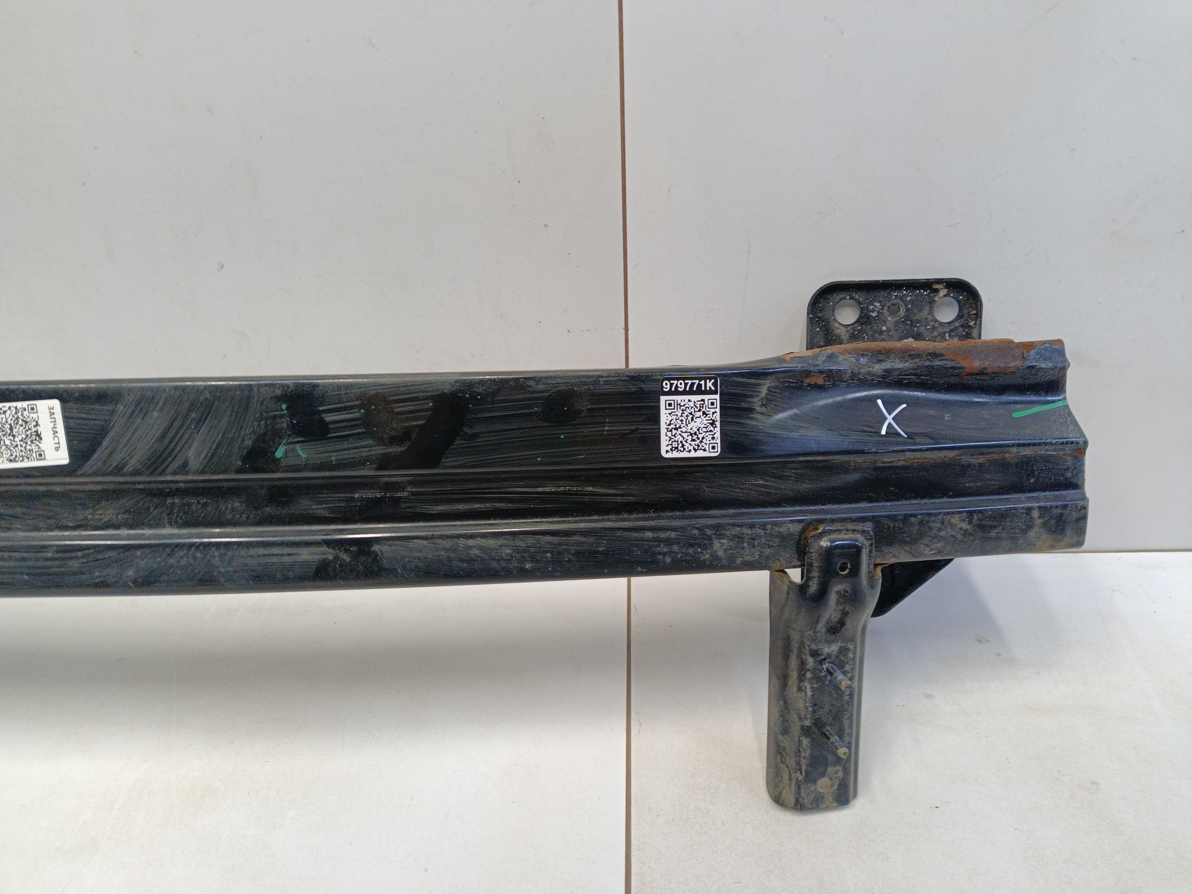 Усилитель переднего бампера Hyundai Creta 1