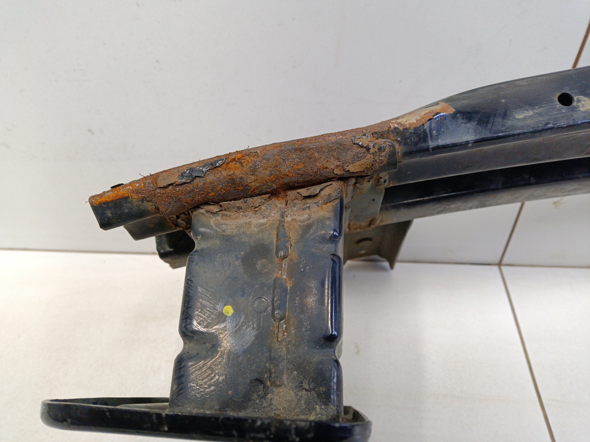 Усилитель переднего бампера Hyundai Creta 1