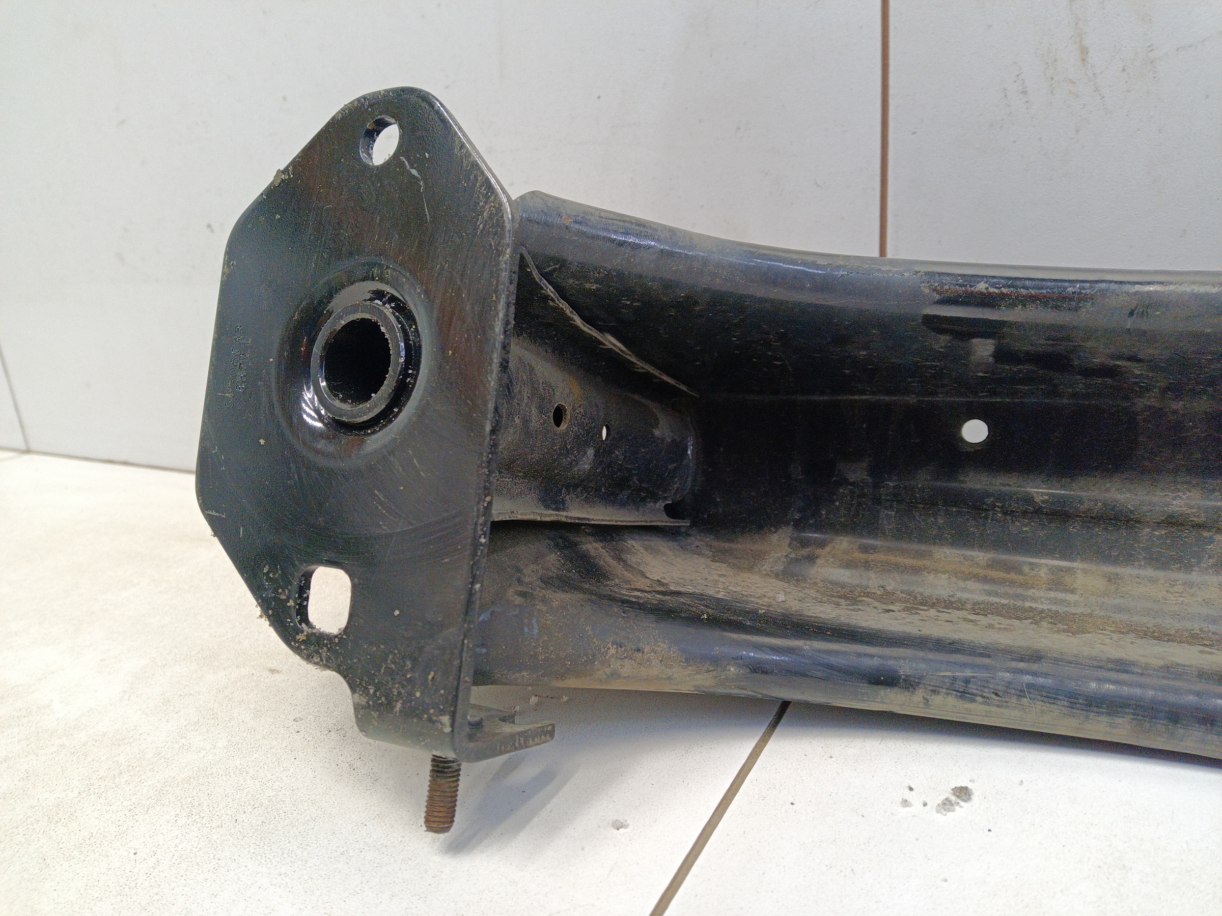 Усилитель заднего бампера BMW 5er G30