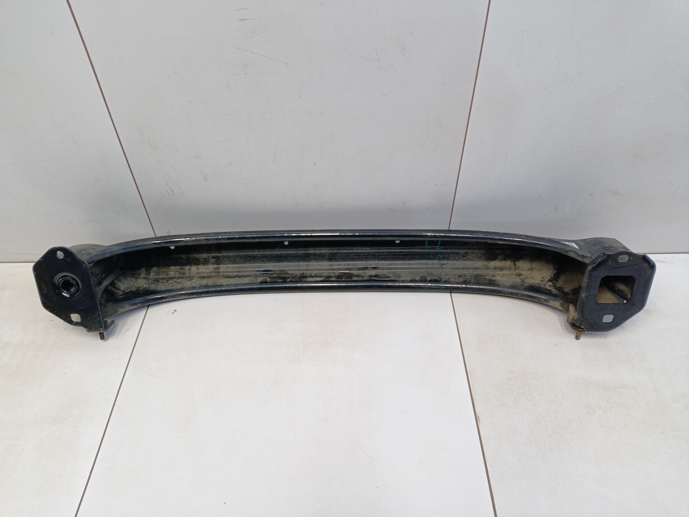 Усилитель заднего бампера BMW 5er G30