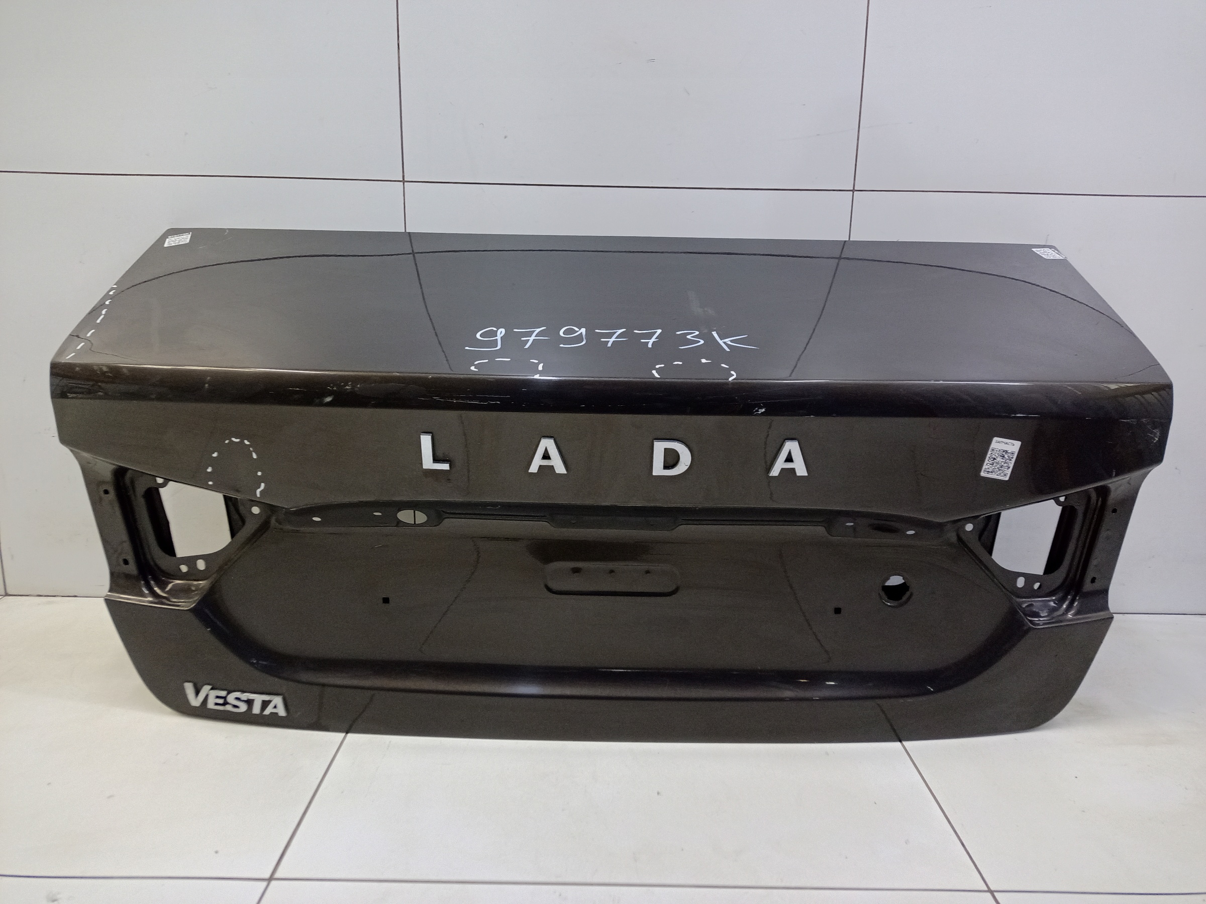Крышка багажника Lada Vesta Sedan