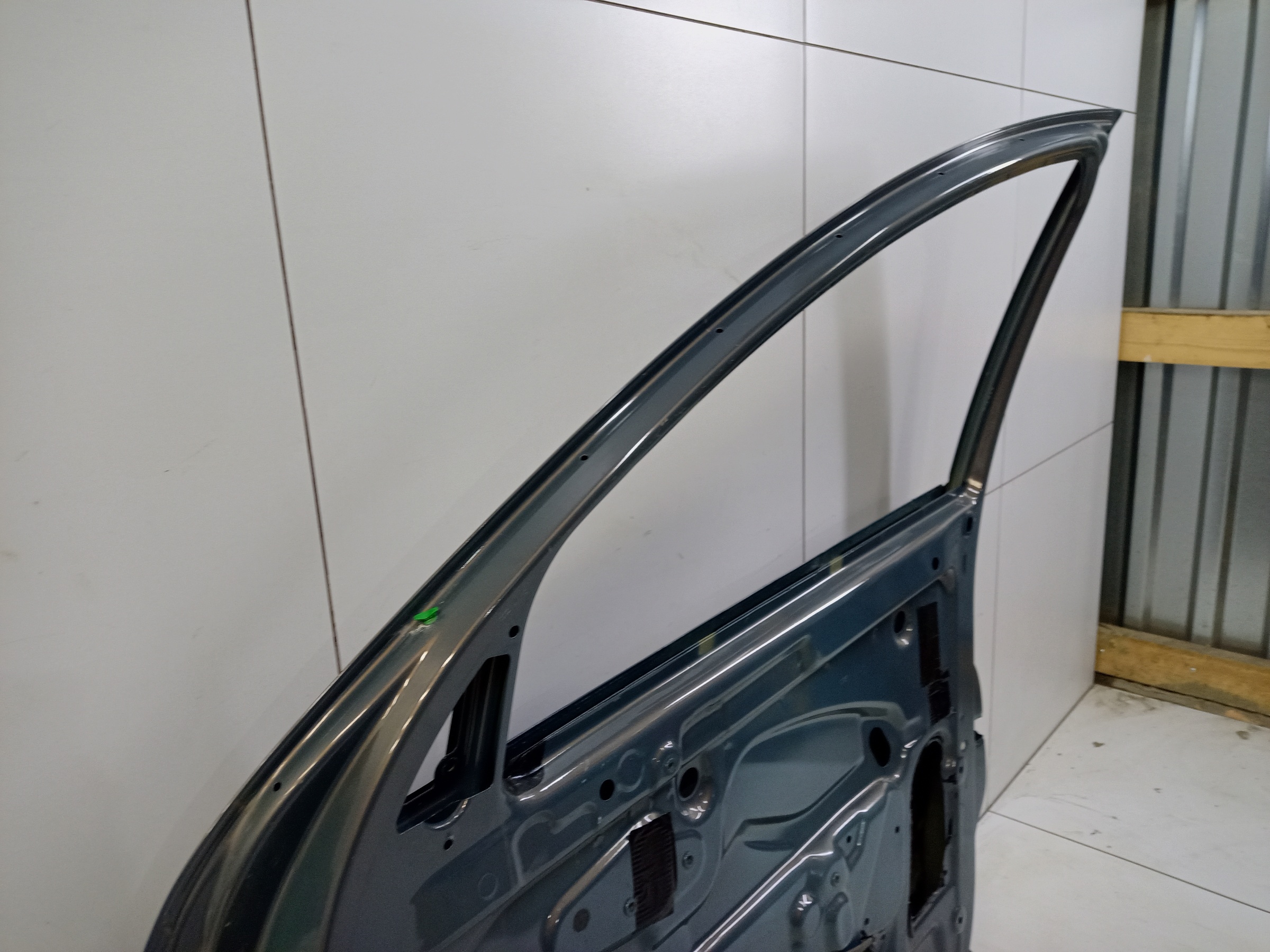 Дверь передняя правая Lada Vesta