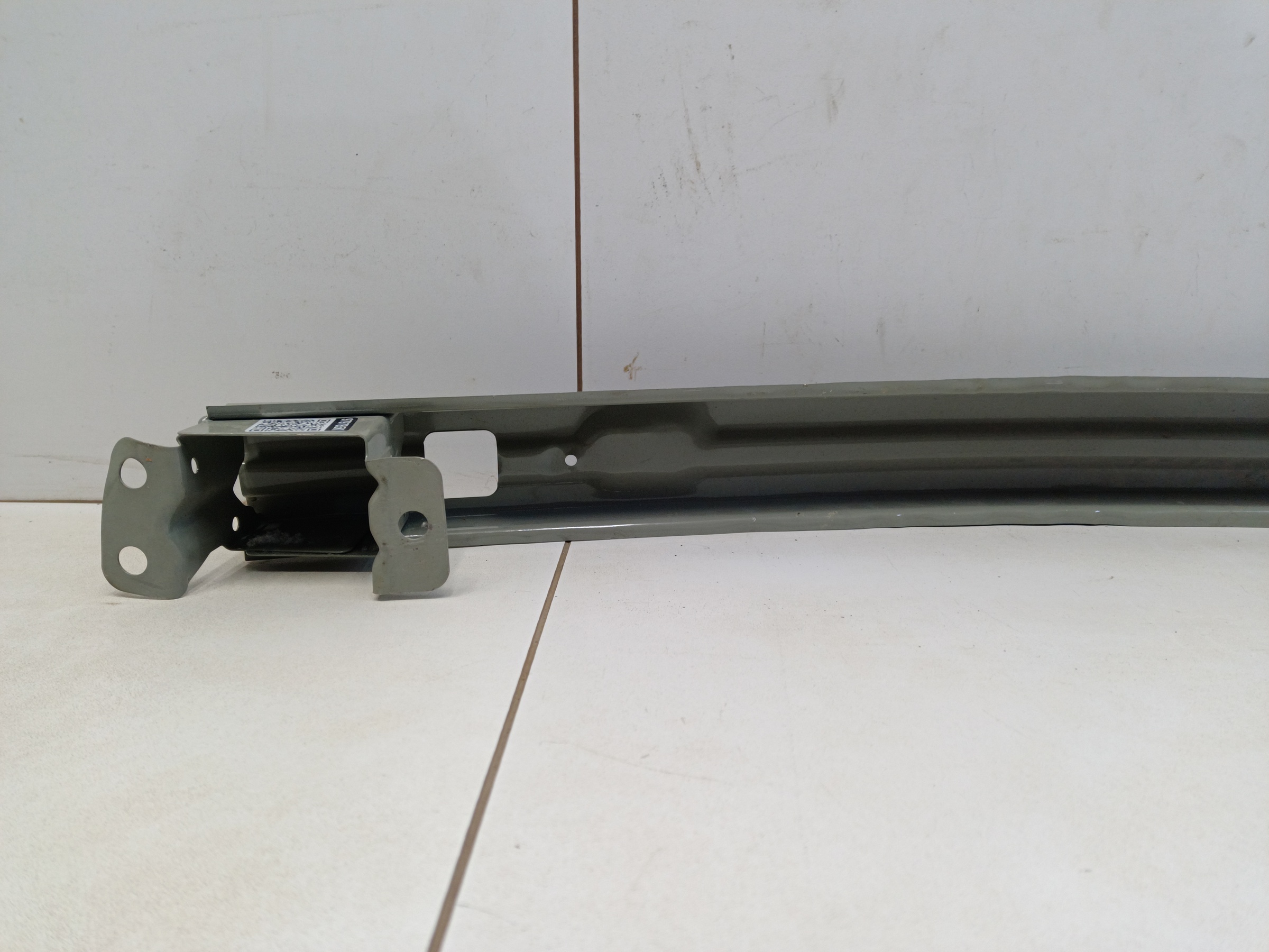 Усилитель переднего бампера Haval H3