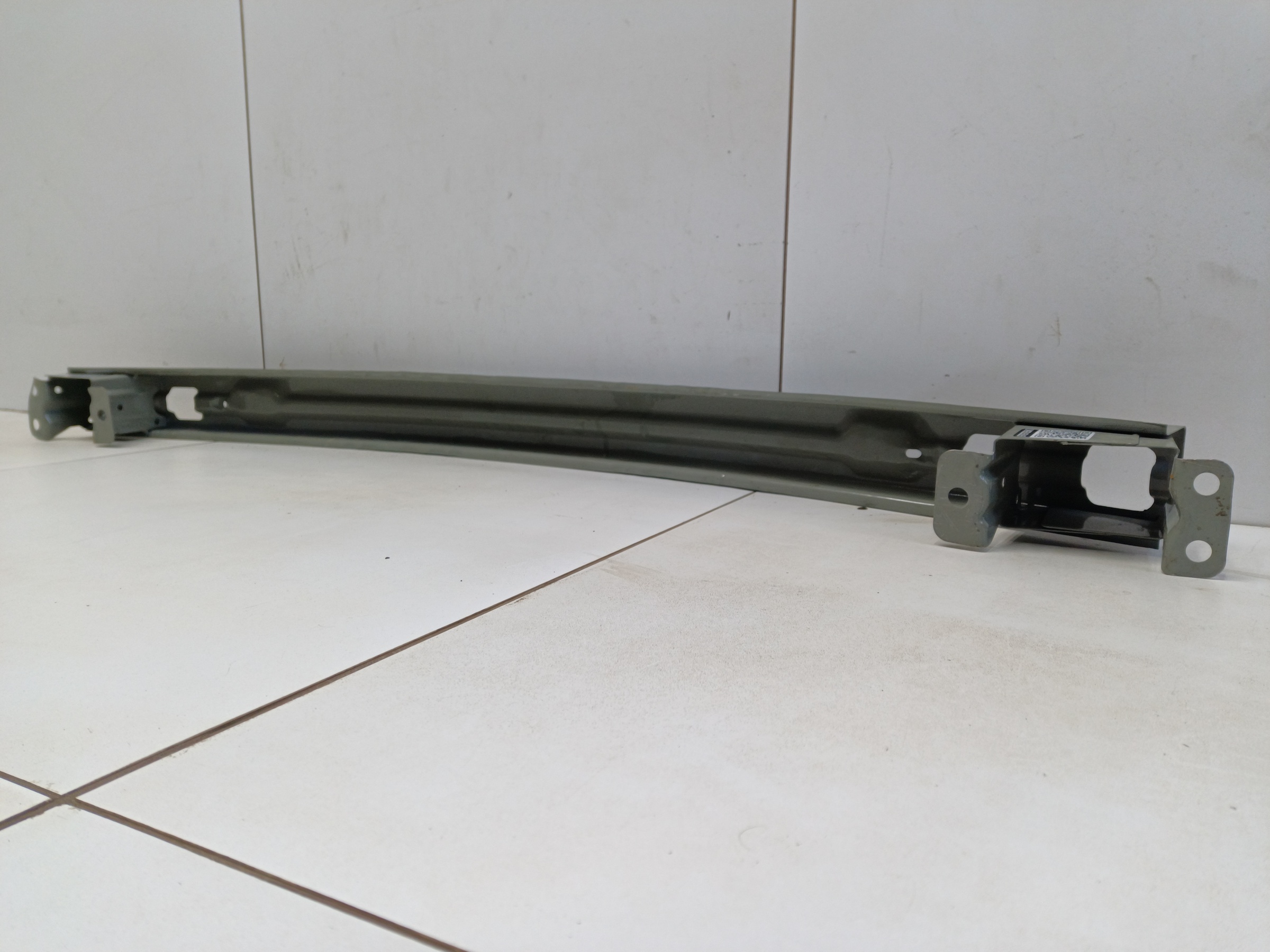 Усилитель переднего бампера Haval H3