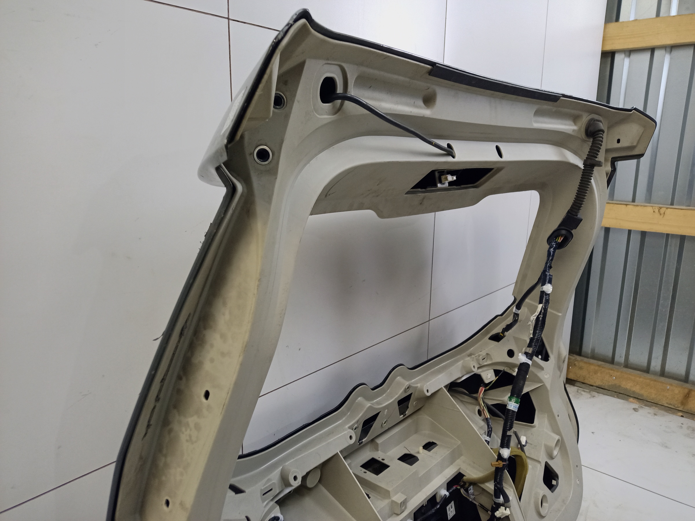 Крышка багажника Nissan X-Trail T32