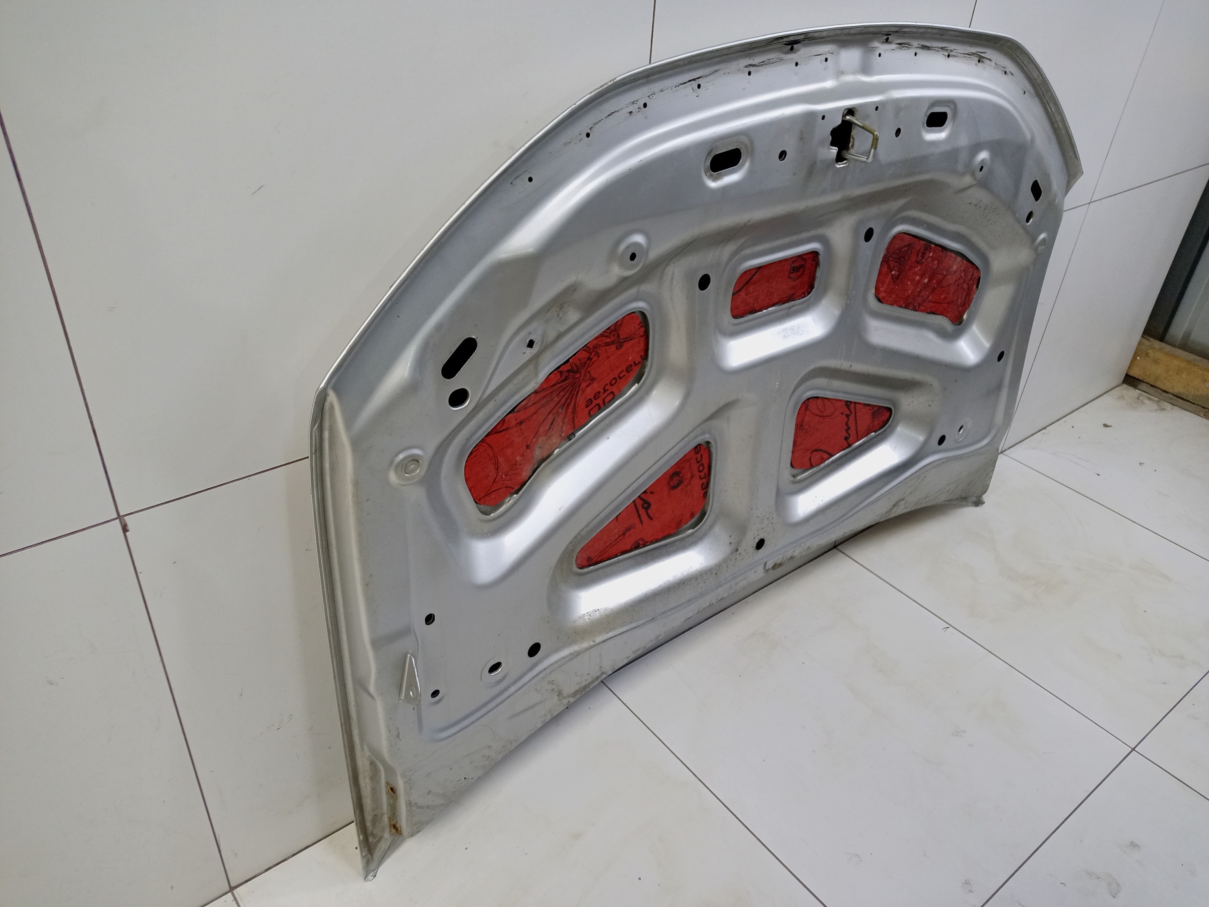 Капот Lada Largus 1 Restail