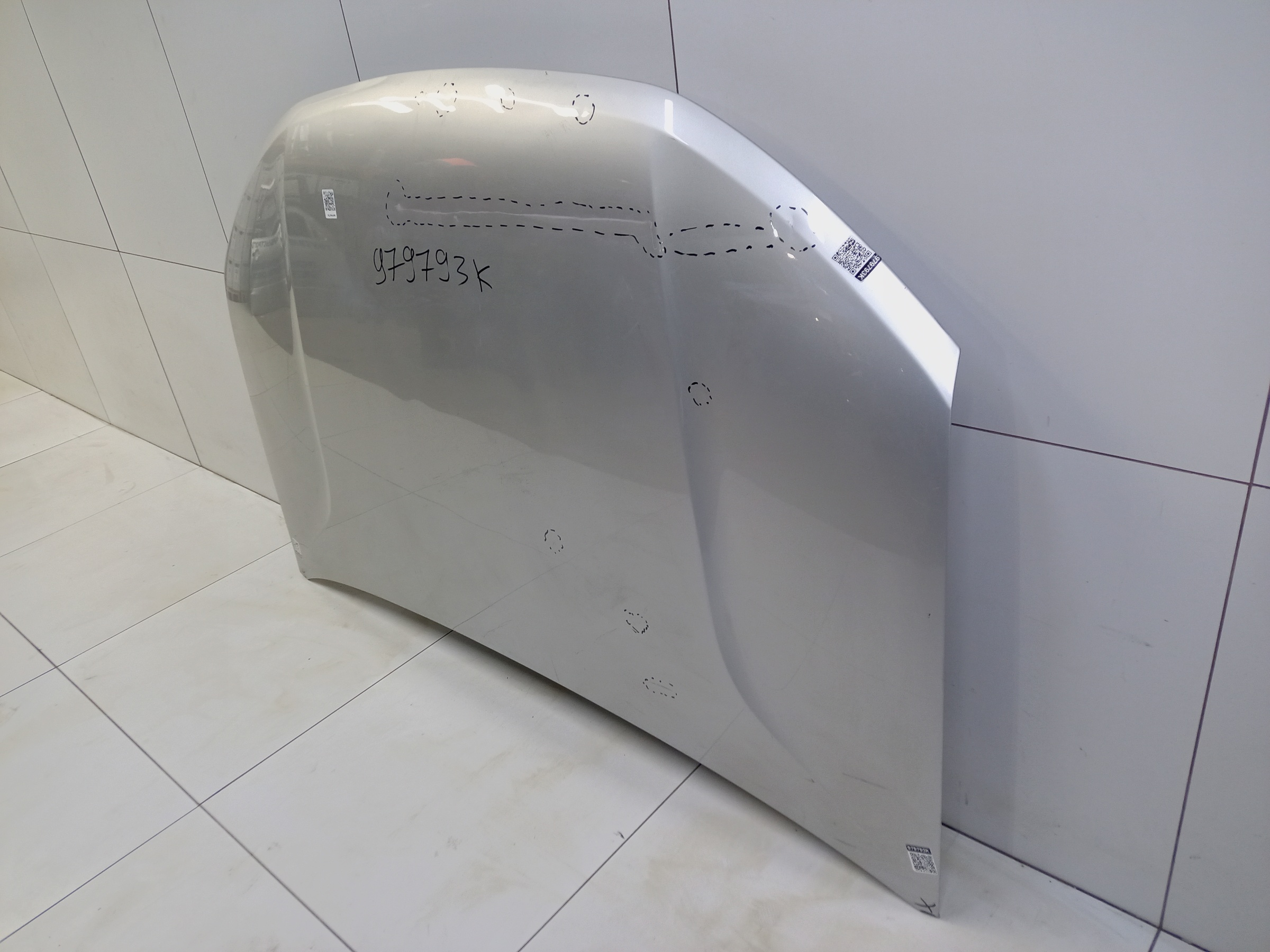 Капот Lada Largus 1 Restail