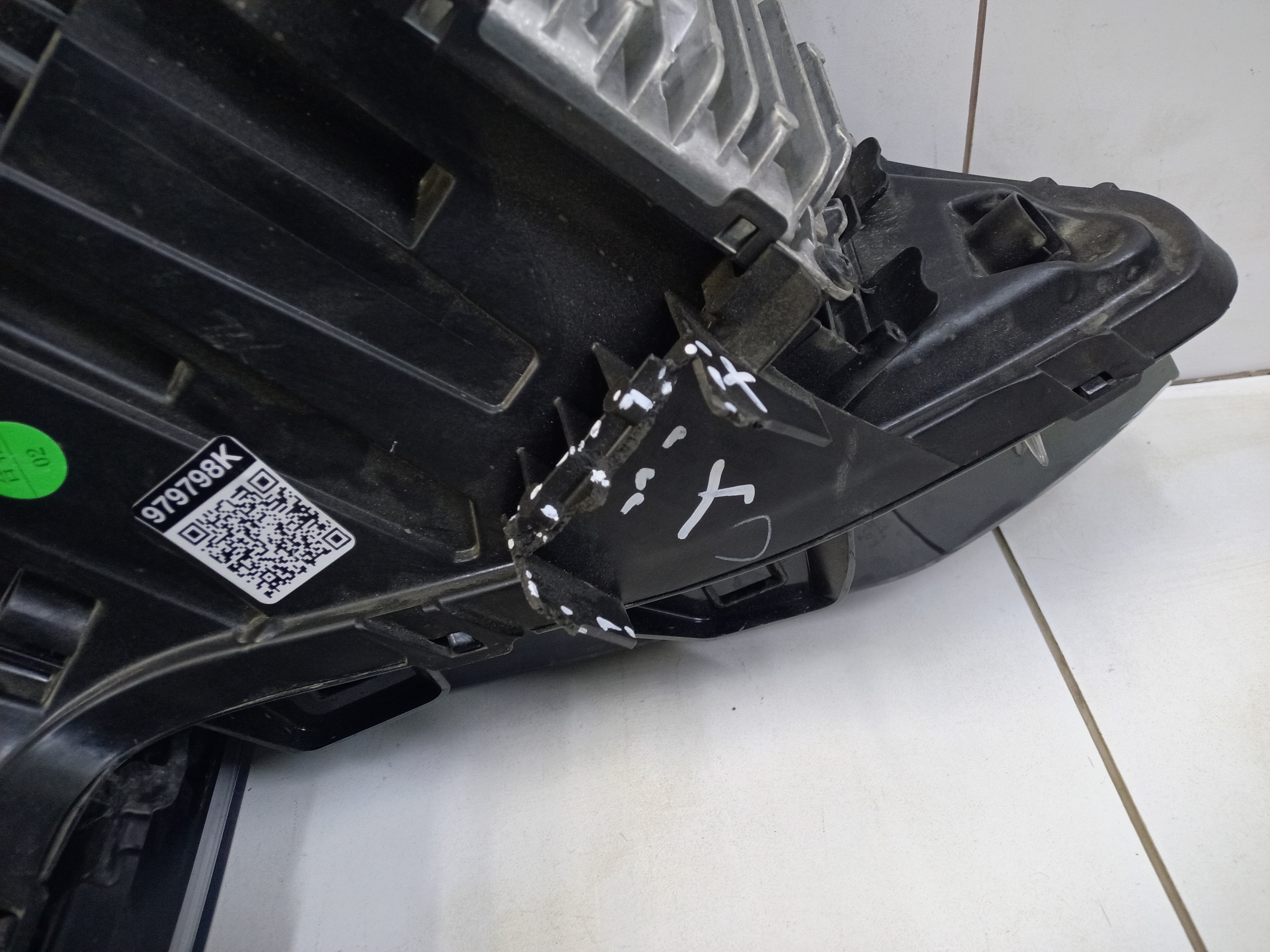 Фара передняя левая Geely Cityray LED