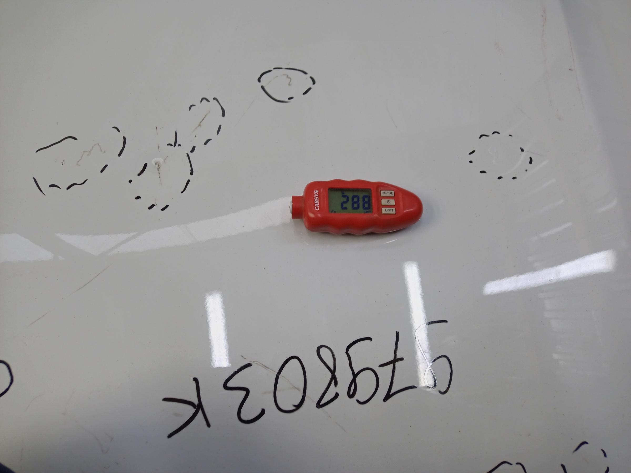 Капот Lada Vesta