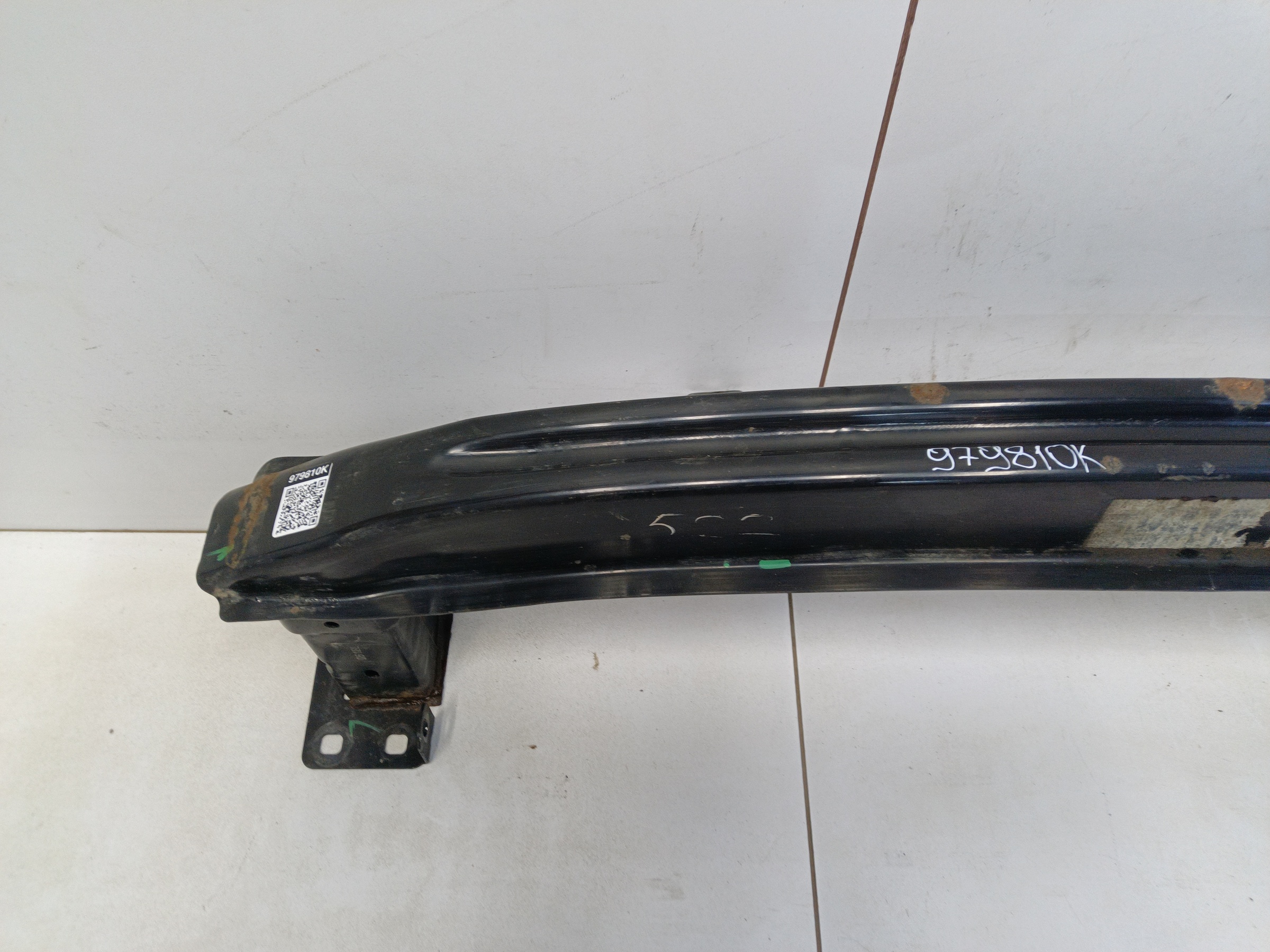 Усилитель переднего бампера Volkswagen Polo 5 Sedan