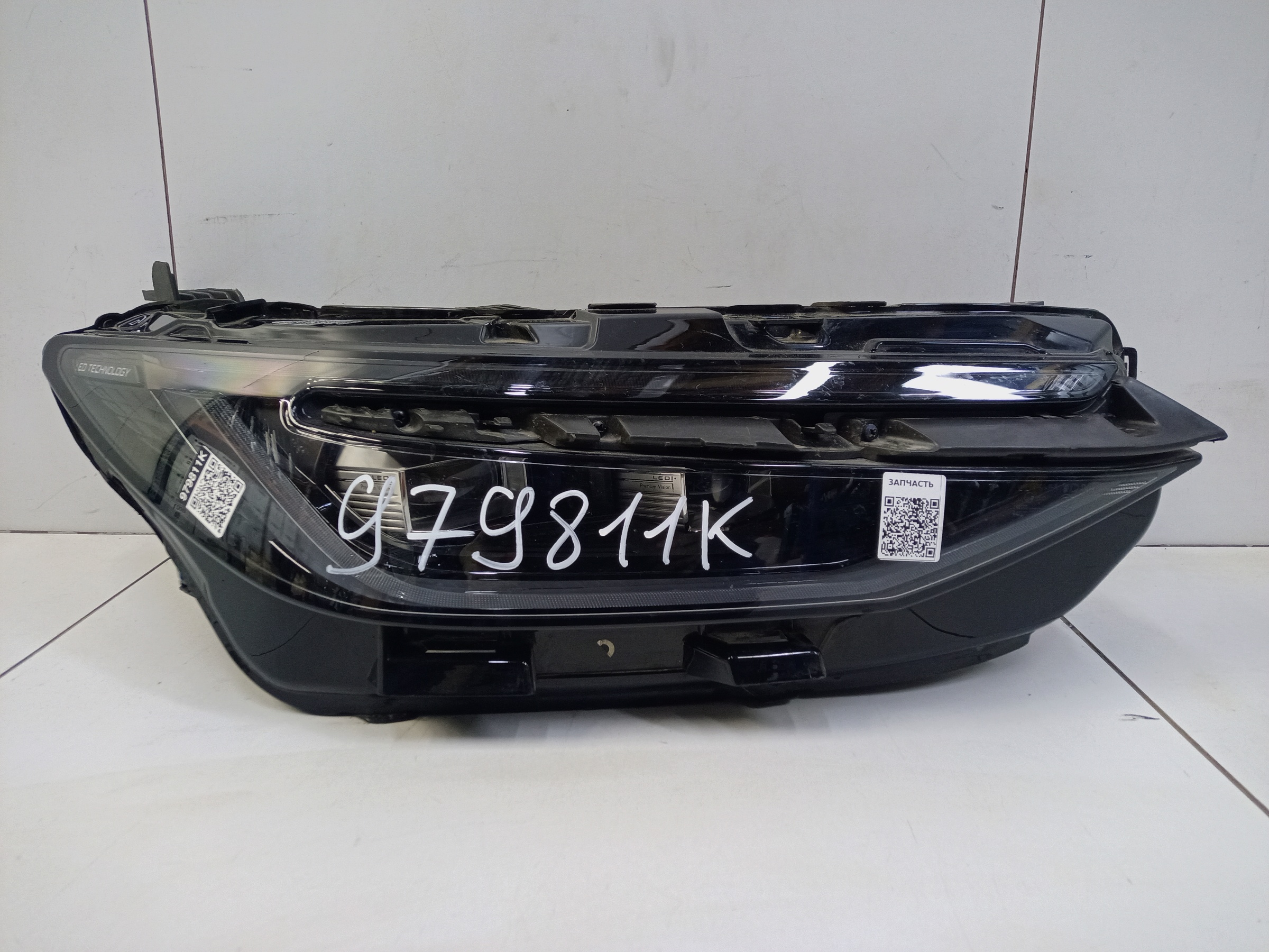 Фара передняя правая Chery Arrizo 8