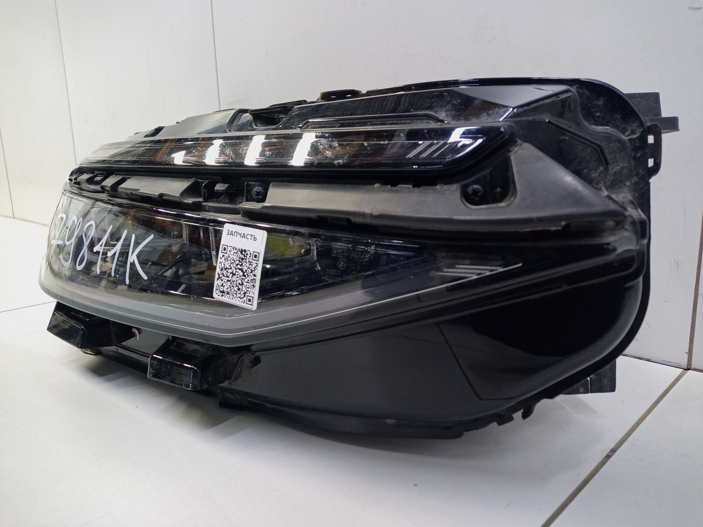 Фара передняя правая Chery Arrizo 8