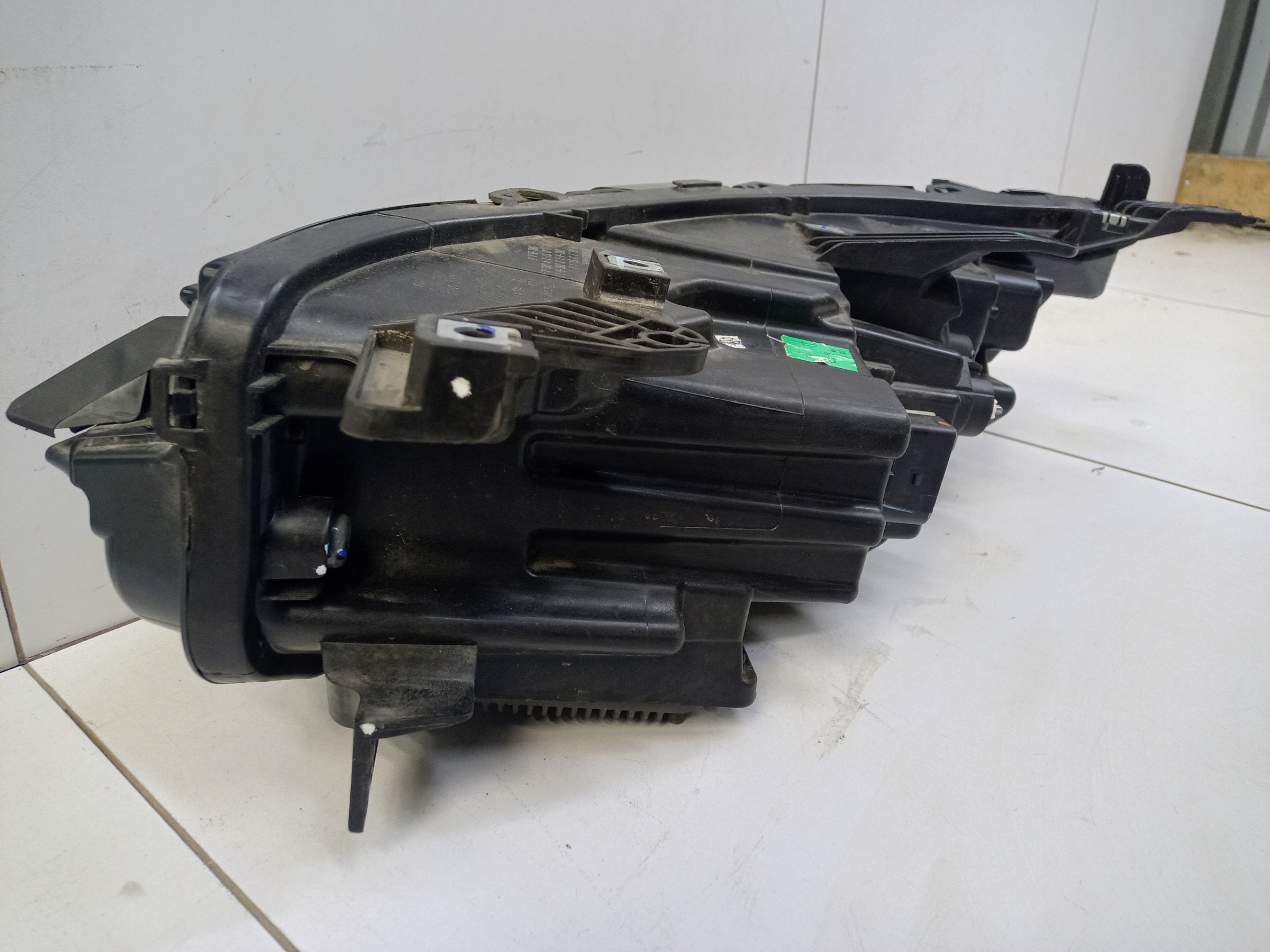 Фара передняя правая Chery Arrizo 8