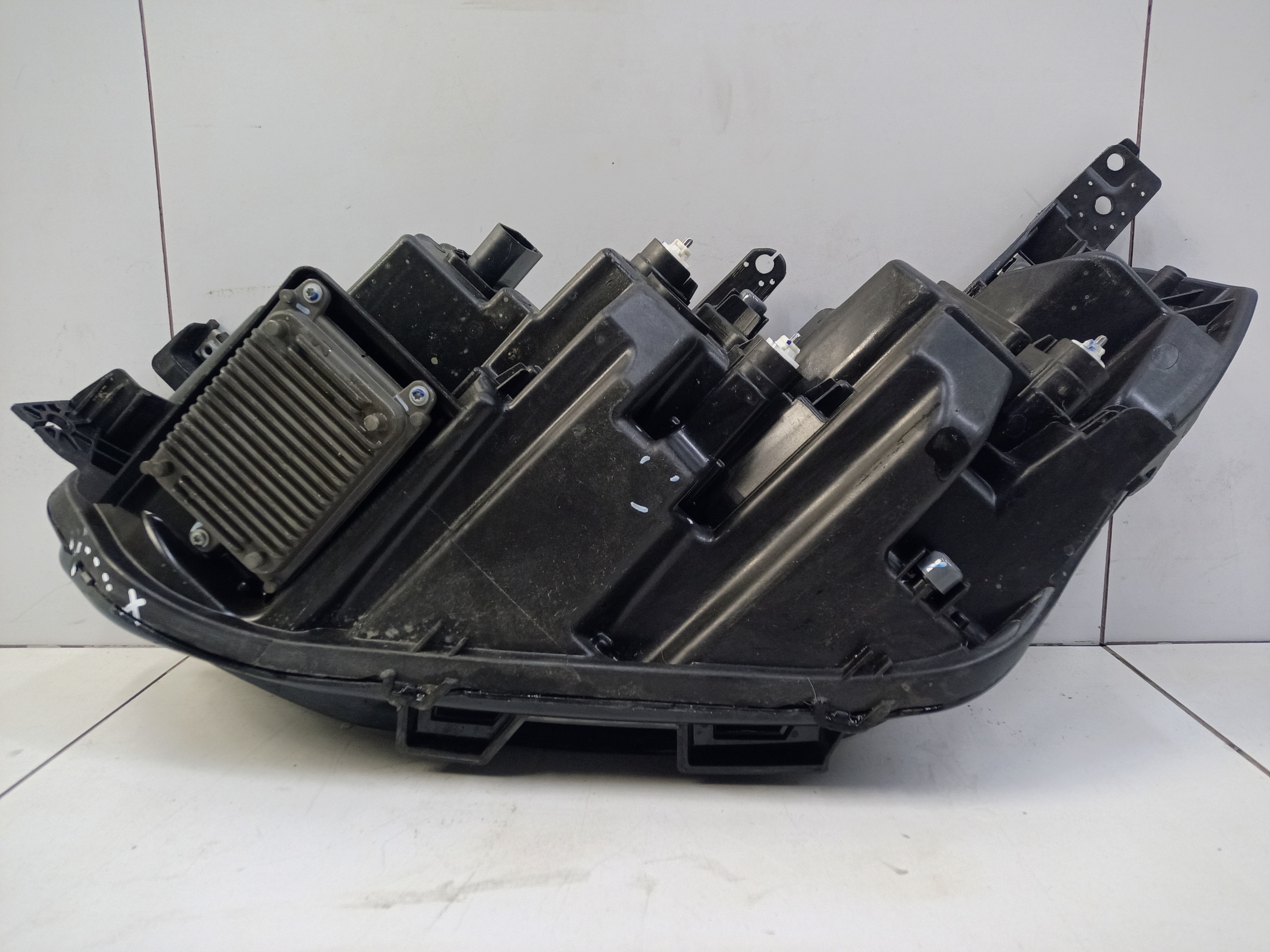 Фара передняя правая Chery Arrizo 8