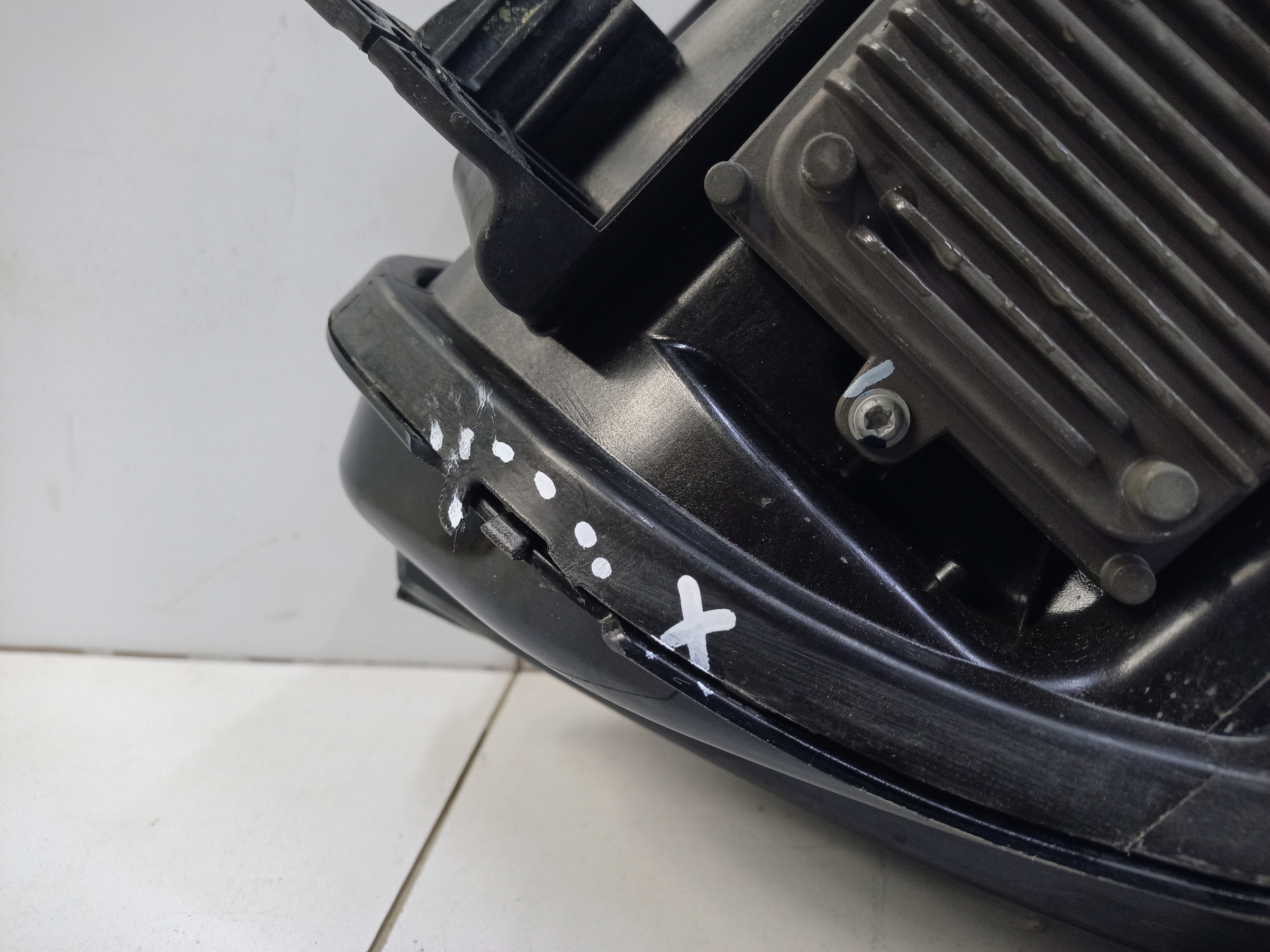 Фара передняя правая Chery Arrizo 8