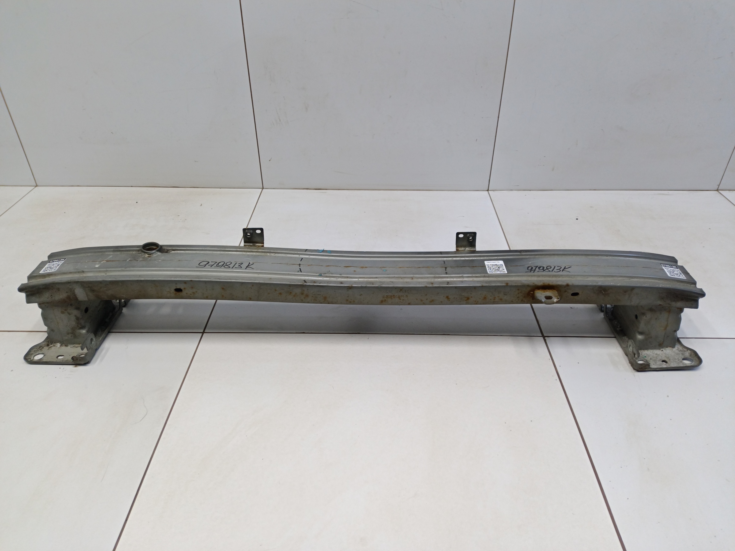 Усилитель переднего бампера Geely Coolray