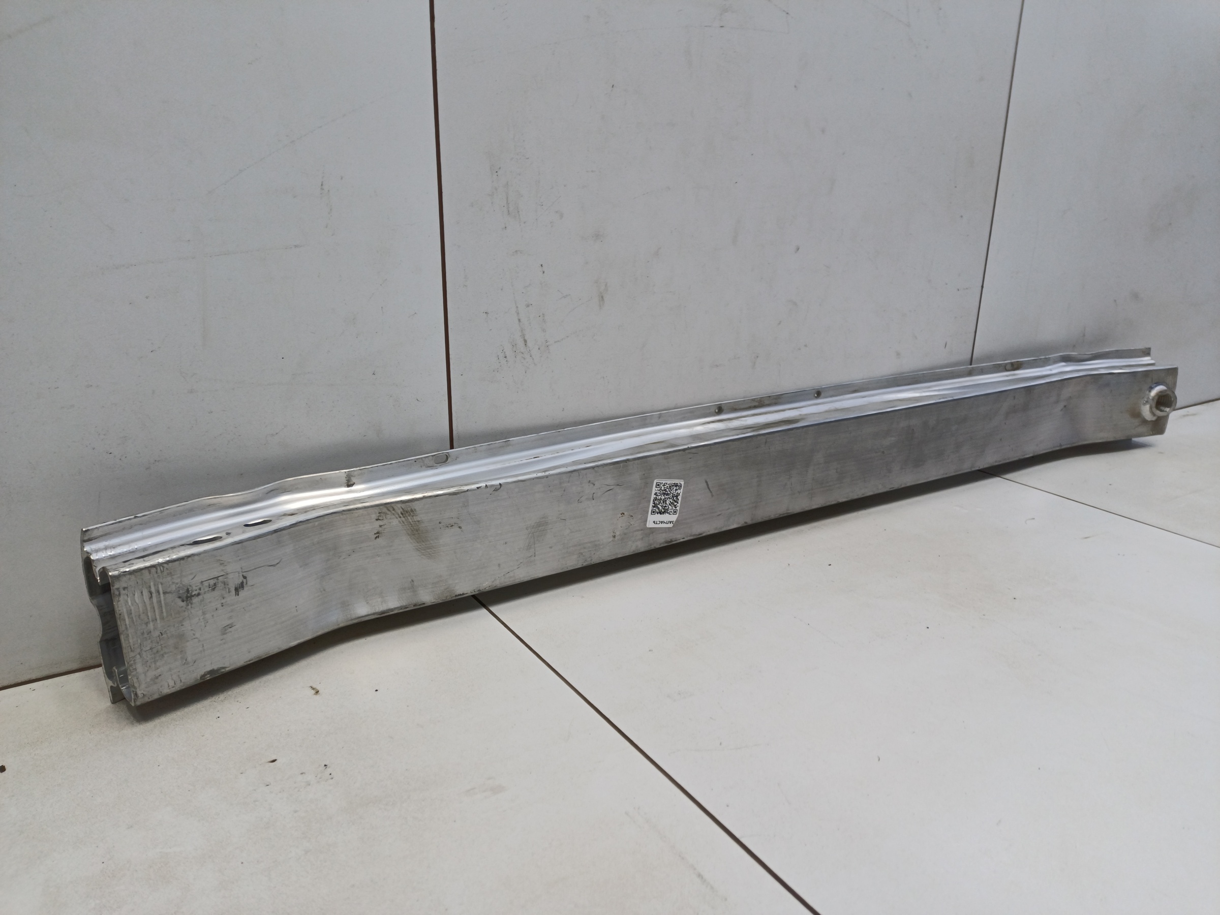 Усилитель переднего бампера Porsche Macan