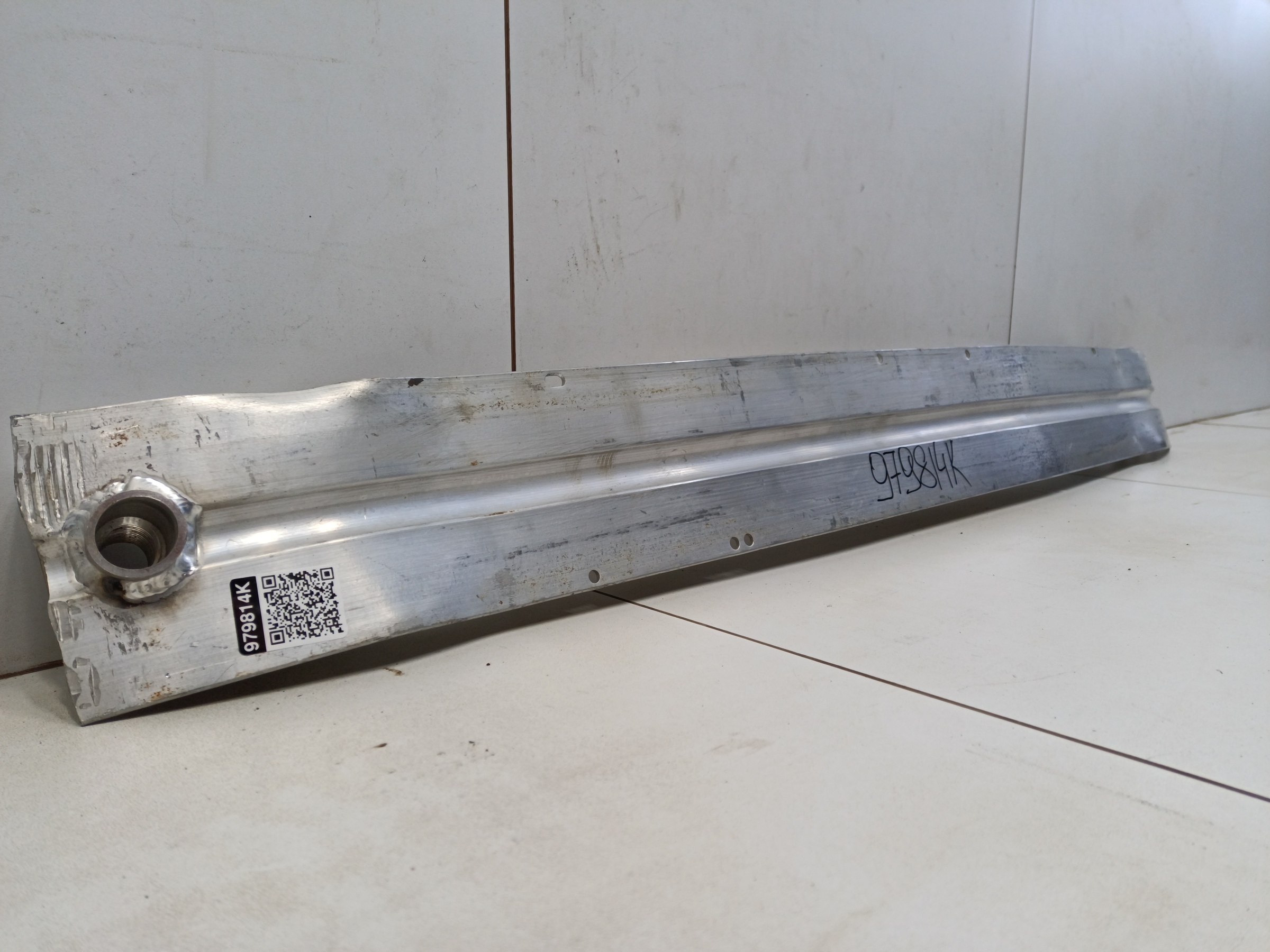 Усилитель переднего бампера Porsche Macan