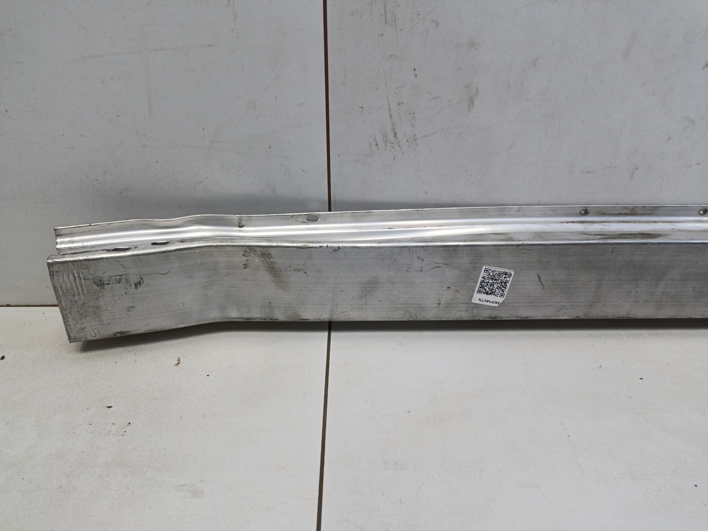 Усилитель переднего бампера Porsche Macan