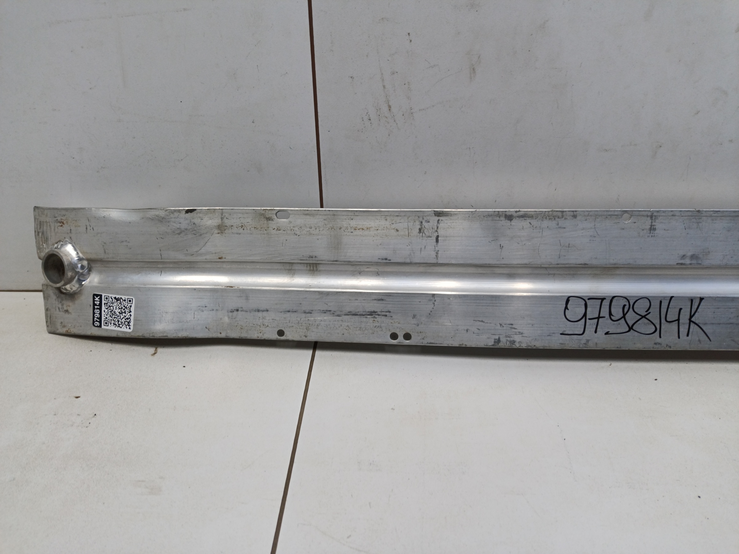 Усилитель переднего бампера Porsche Macan