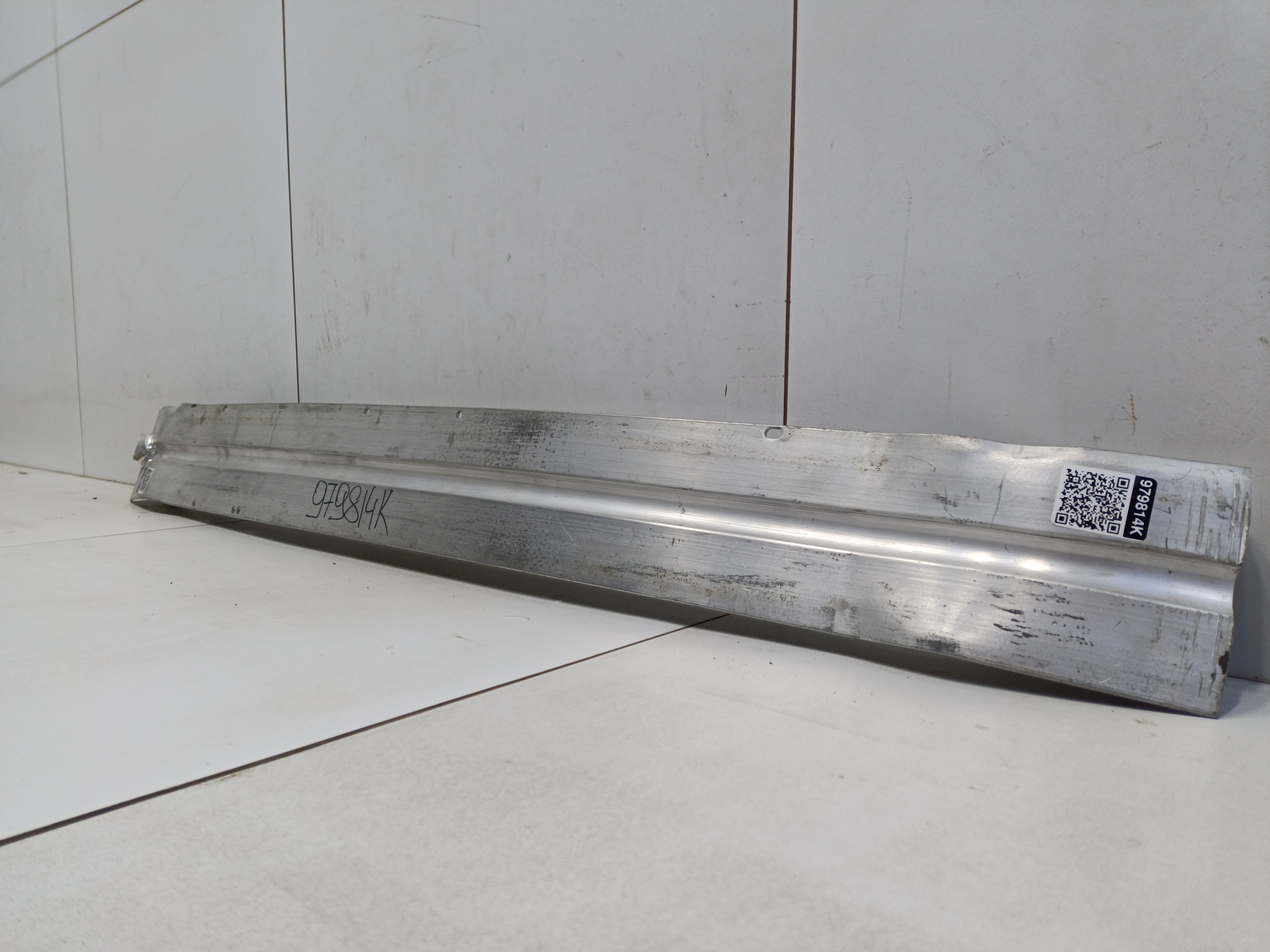 Усилитель переднего бампера Porsche Macan