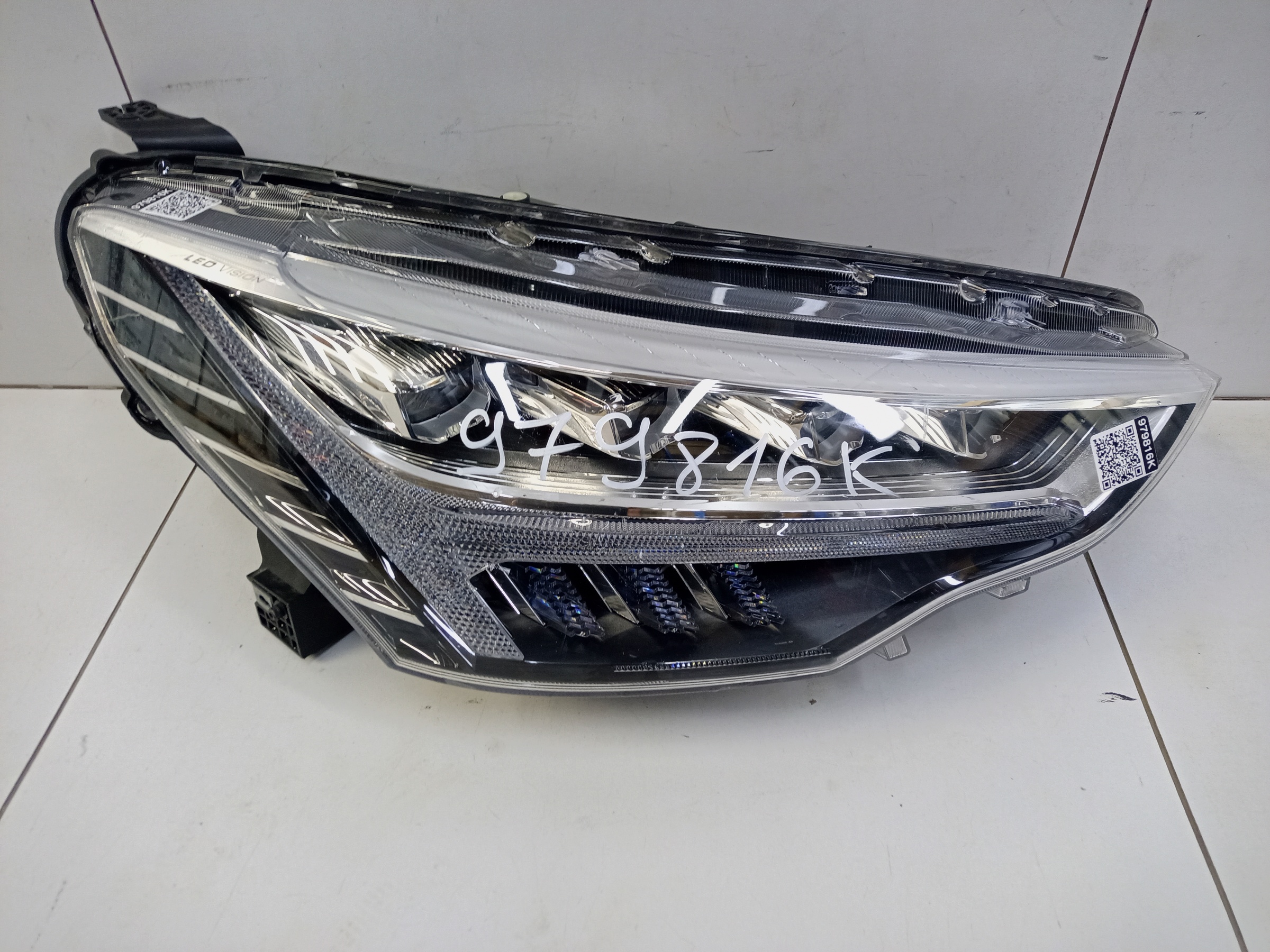 Фара передняя правая Haval Jolion LED