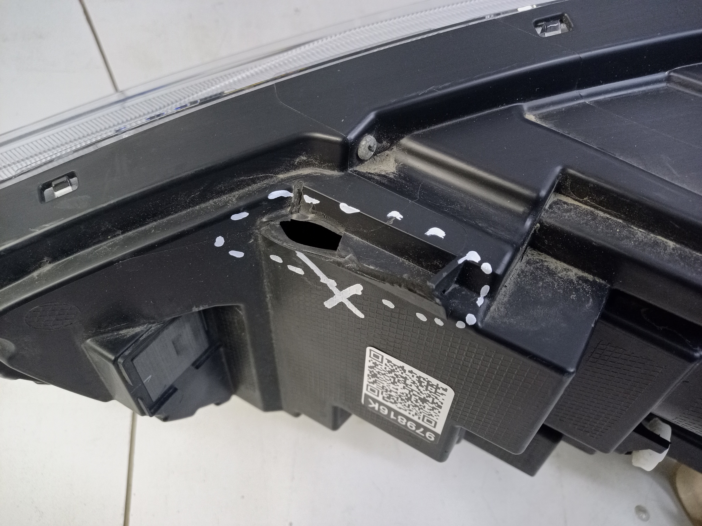 Фара передняя правая Haval Jolion LED