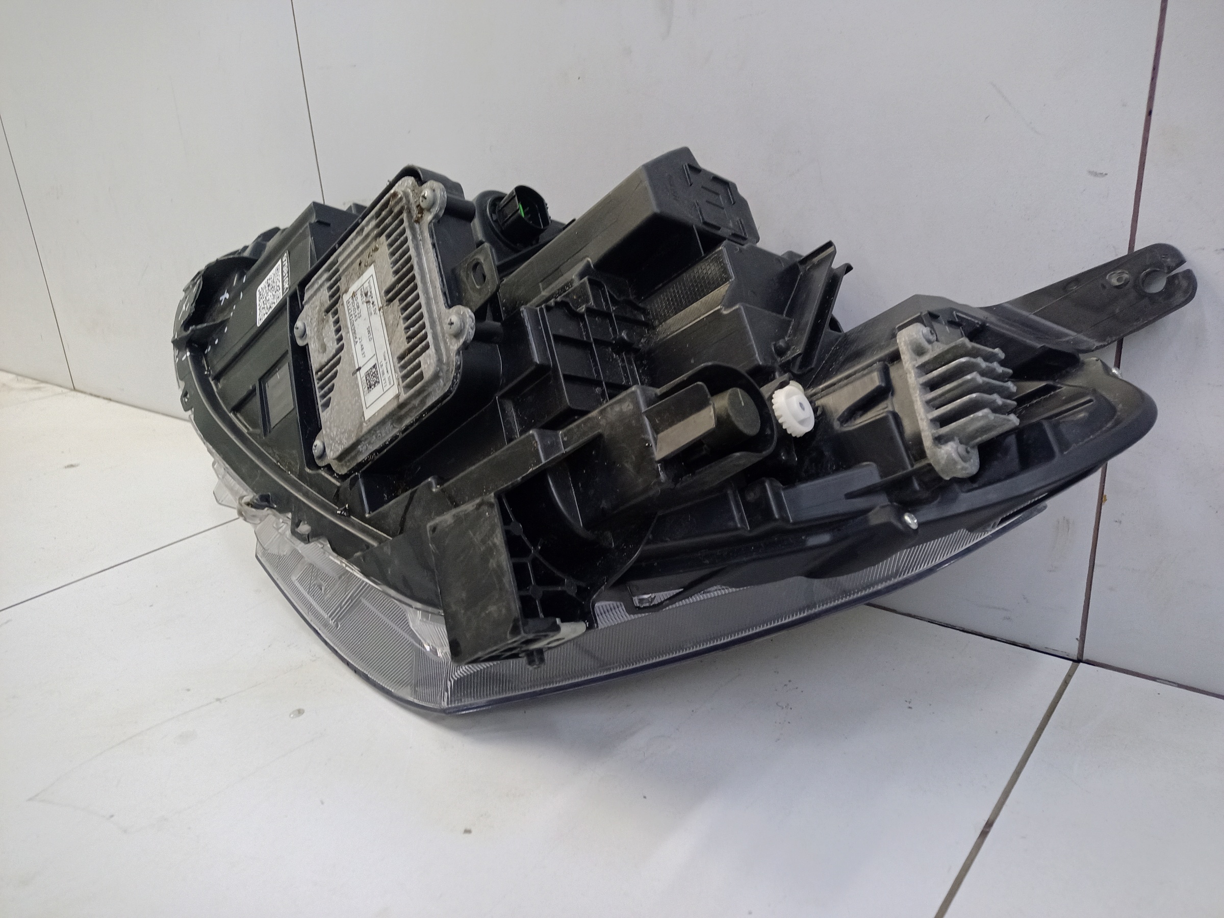 Фара передняя правая Haval Jolion LED