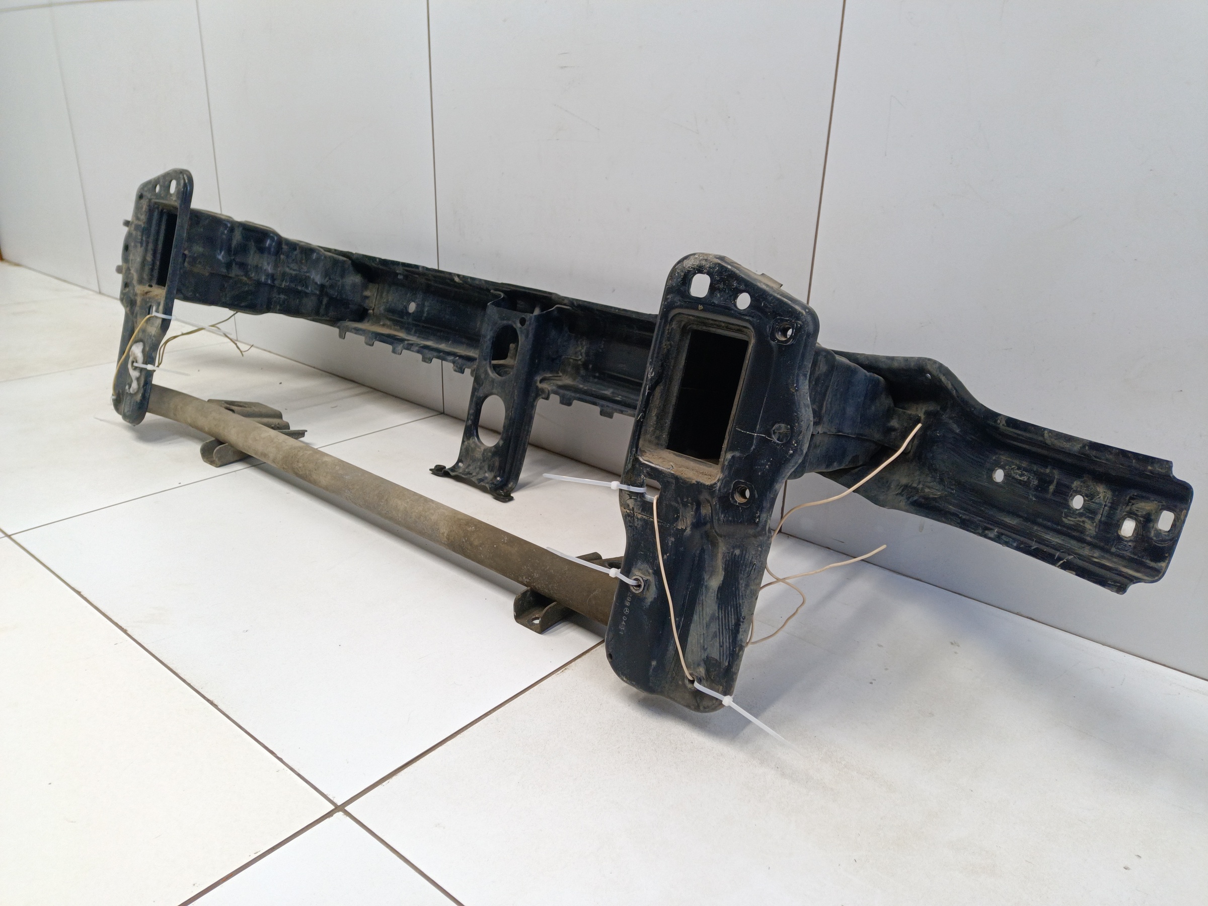 Усилитель переднего бампера Mercedes Benz GLE-klasse W166