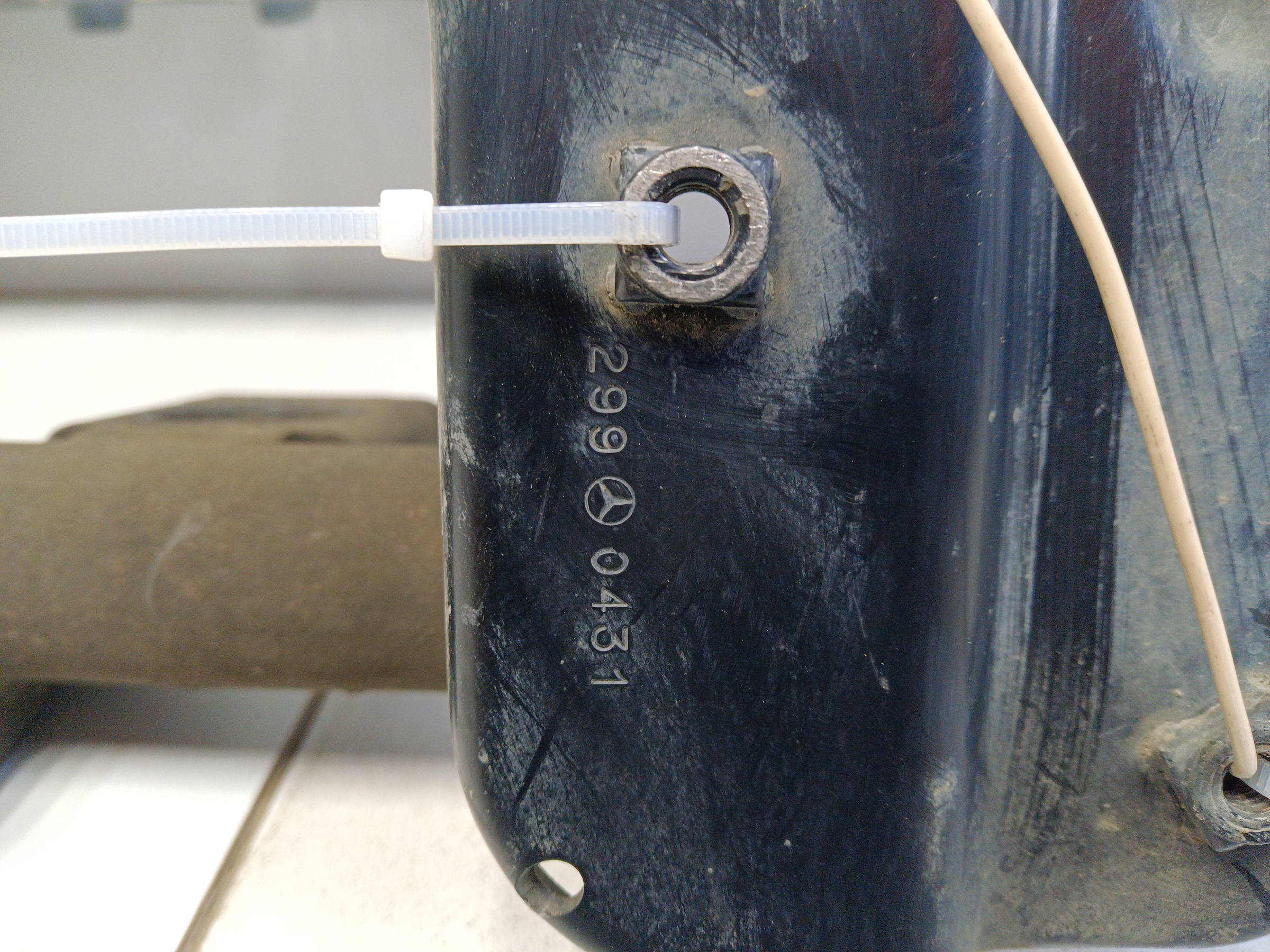 Усилитель переднего бампера Mercedes Benz GLE-klasse W166