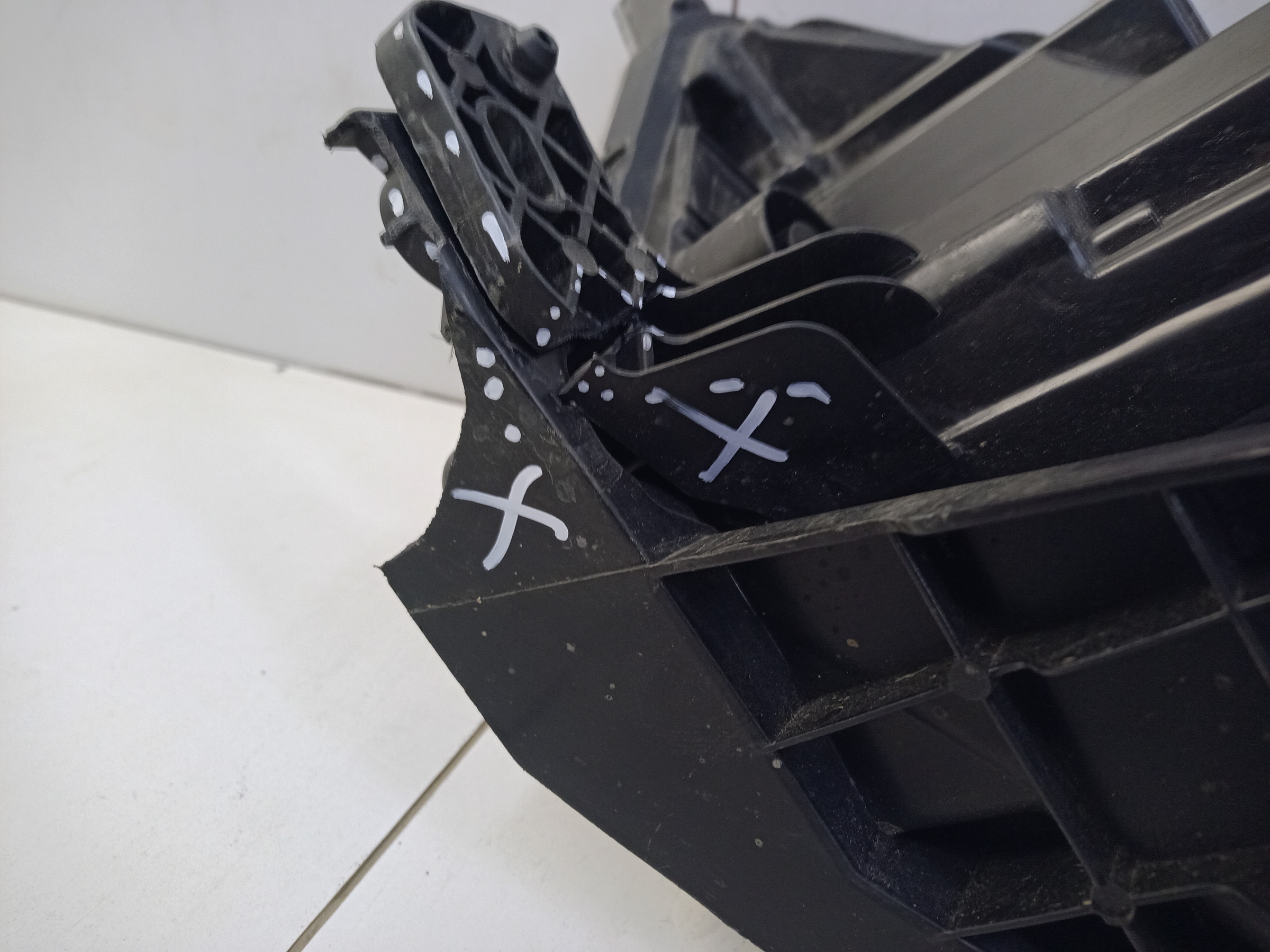 Фара передняя правая Haval M6 2 LED