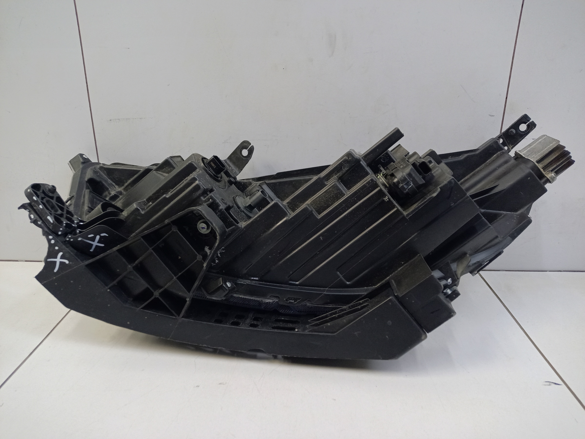 Фара передняя правая Haval M6 2 LED