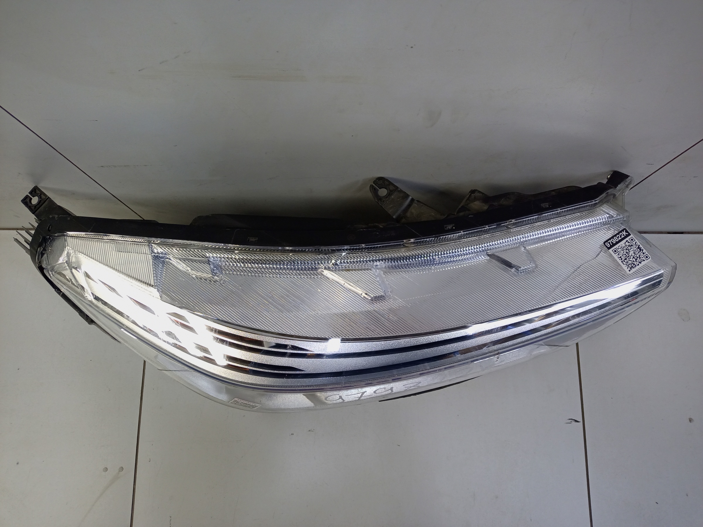 Фара передняя правая Haval M6 2 LED