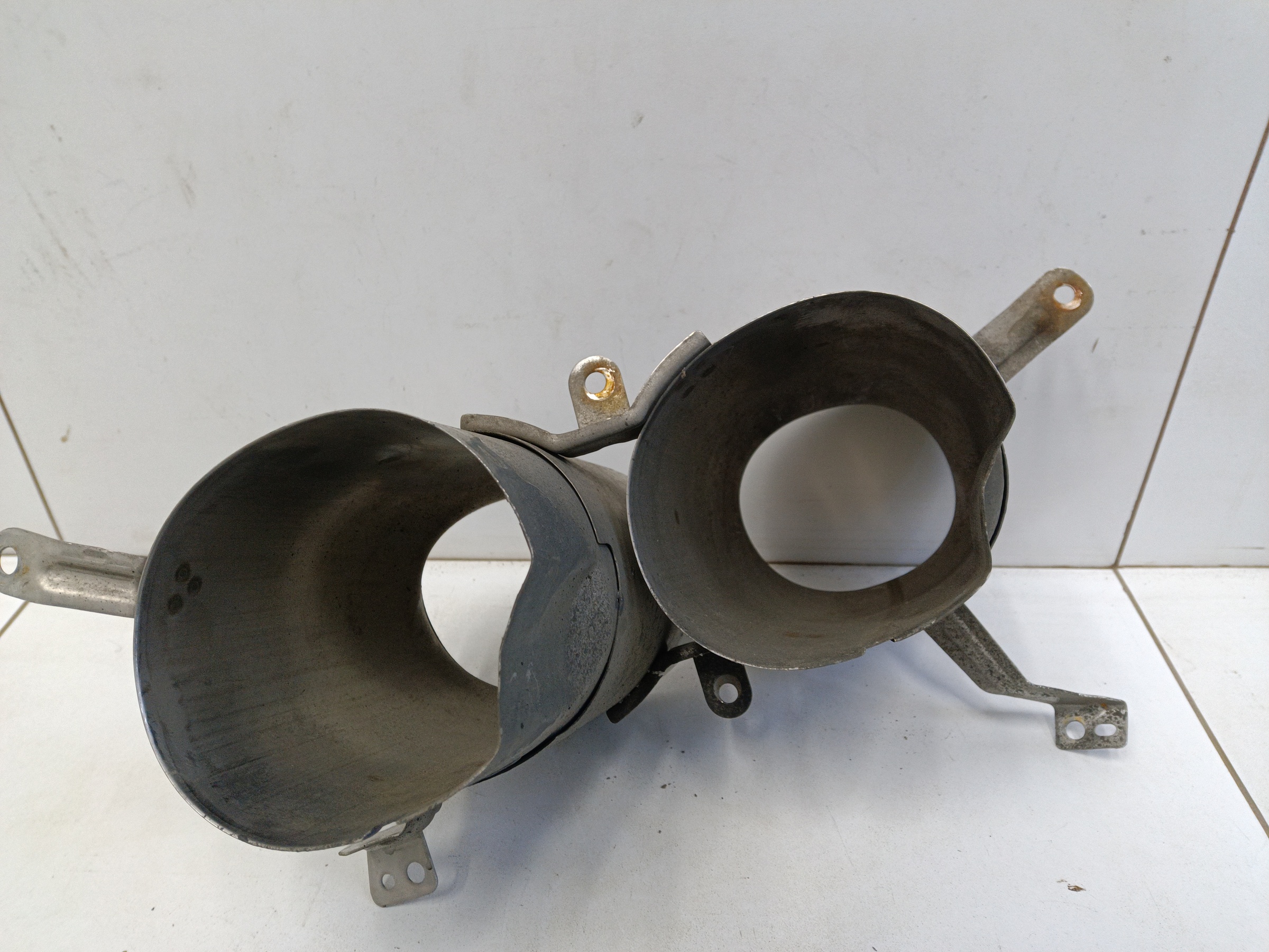 Насадка глушителя левая Changan UNI-K